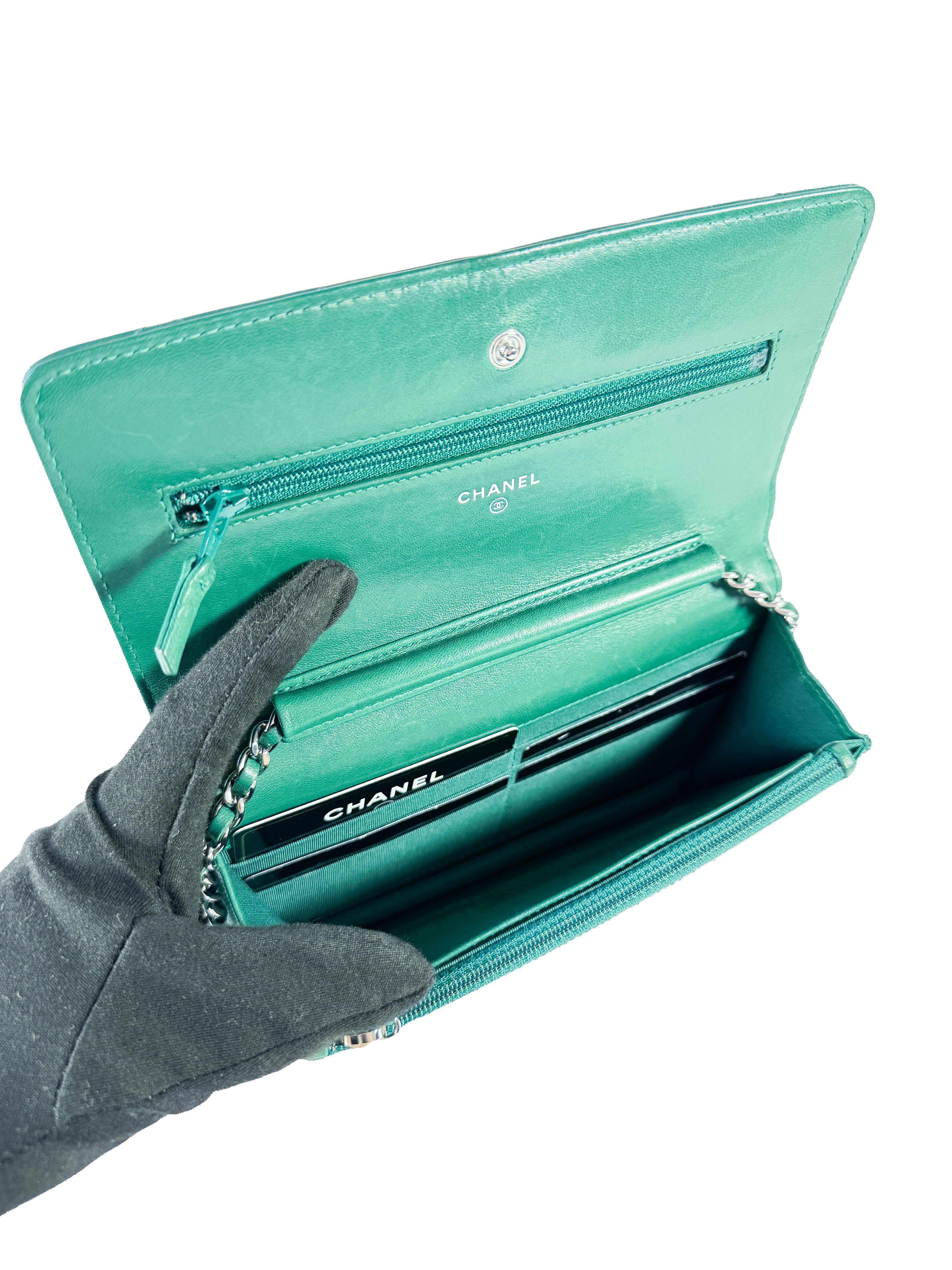 Chanel emerald green leather wallet on chain 25684891