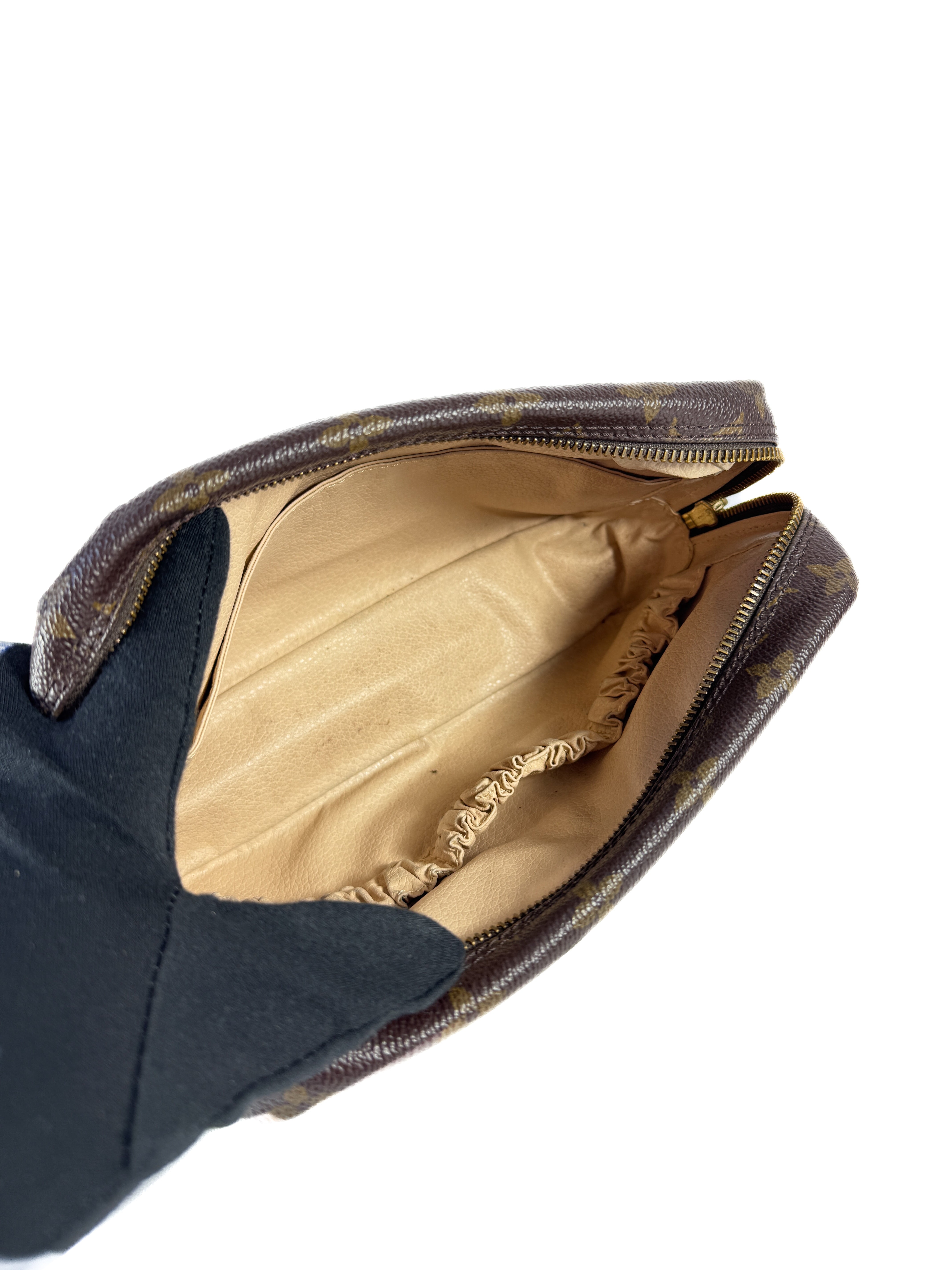 Louis Vuitton monogram trousse 23 zip pouch TH8912