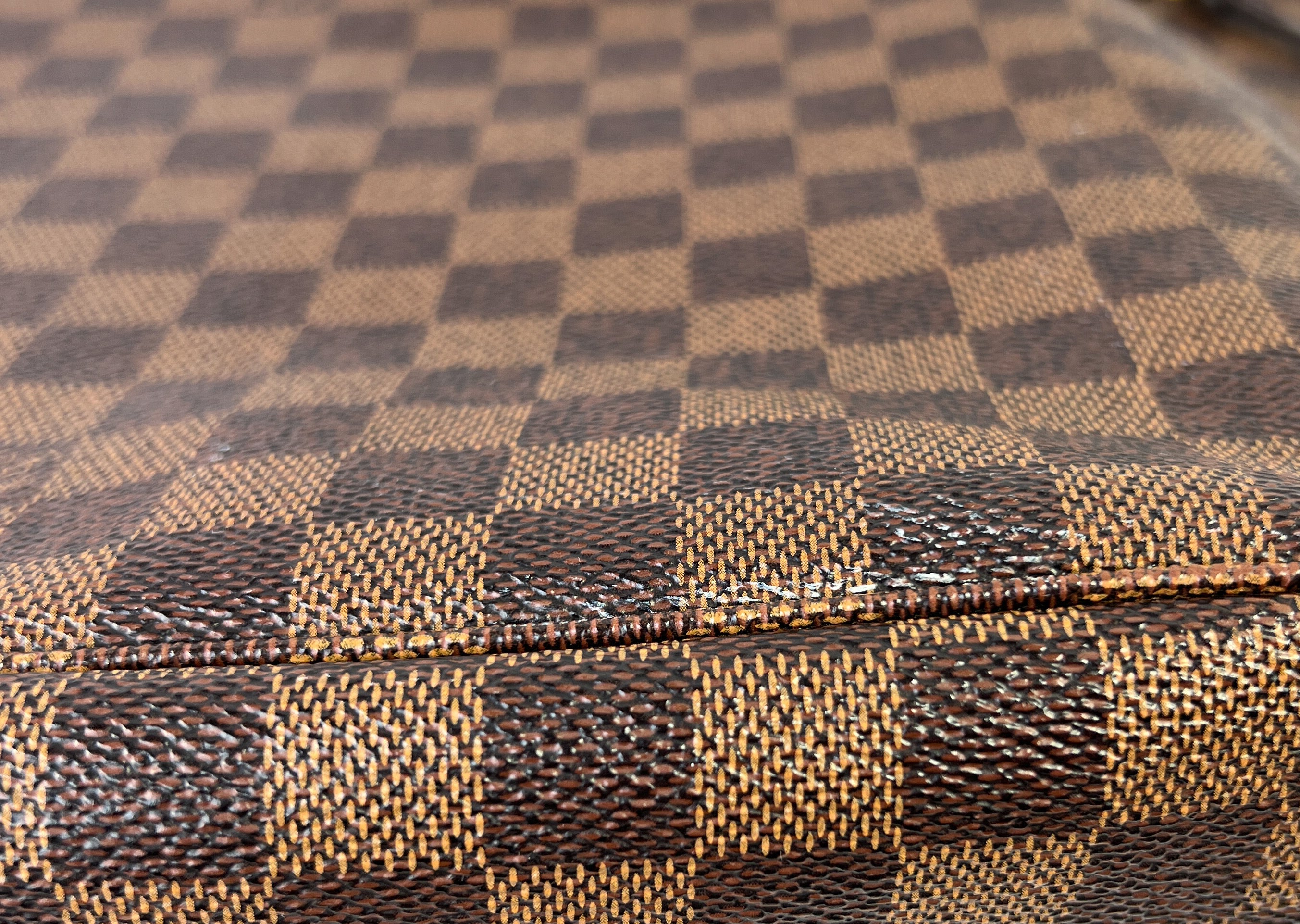 Louis Vuitton damier ebene neverfull MM light pink interior