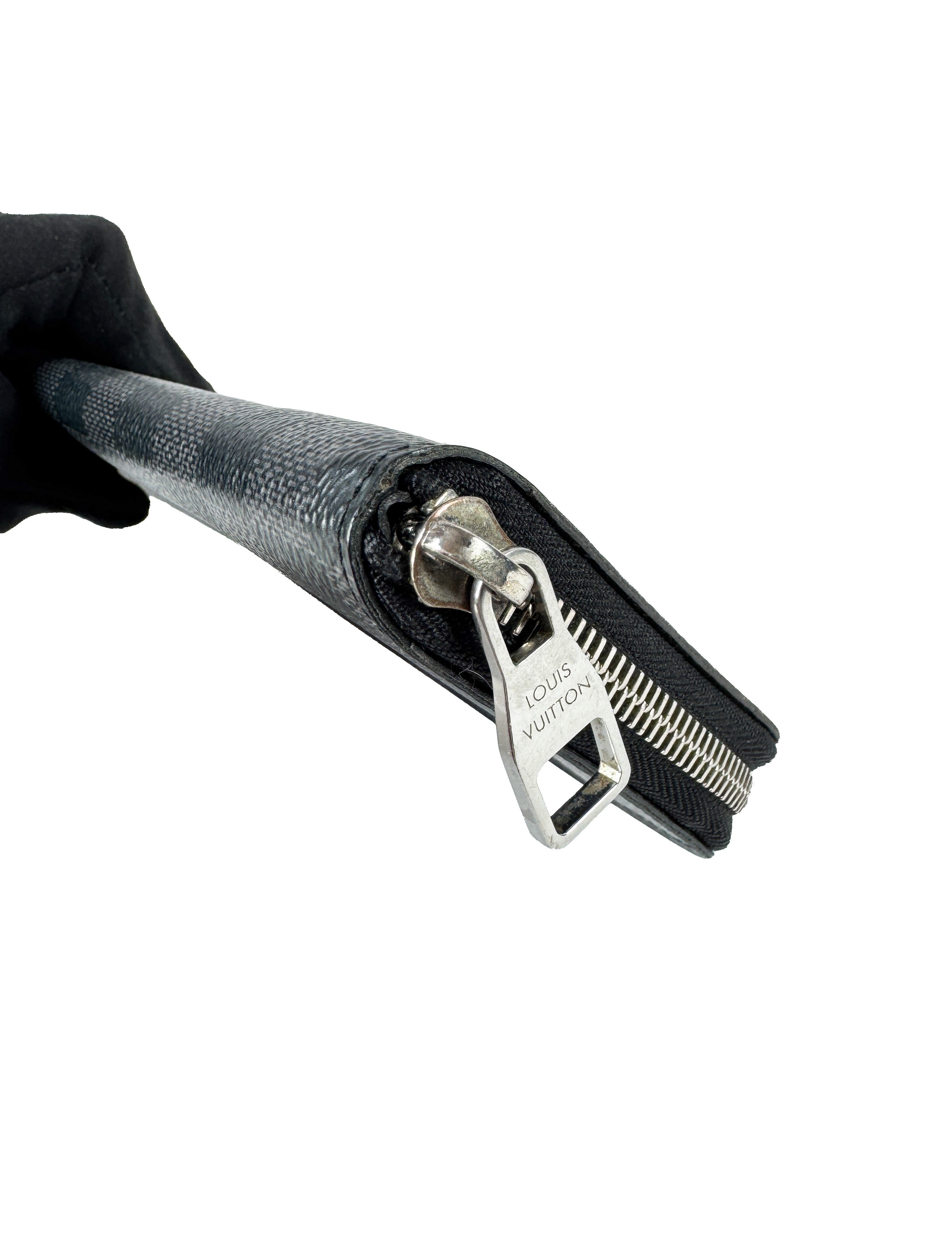 Louis Vuitton damier graphite vertical zippy wallet CA2108