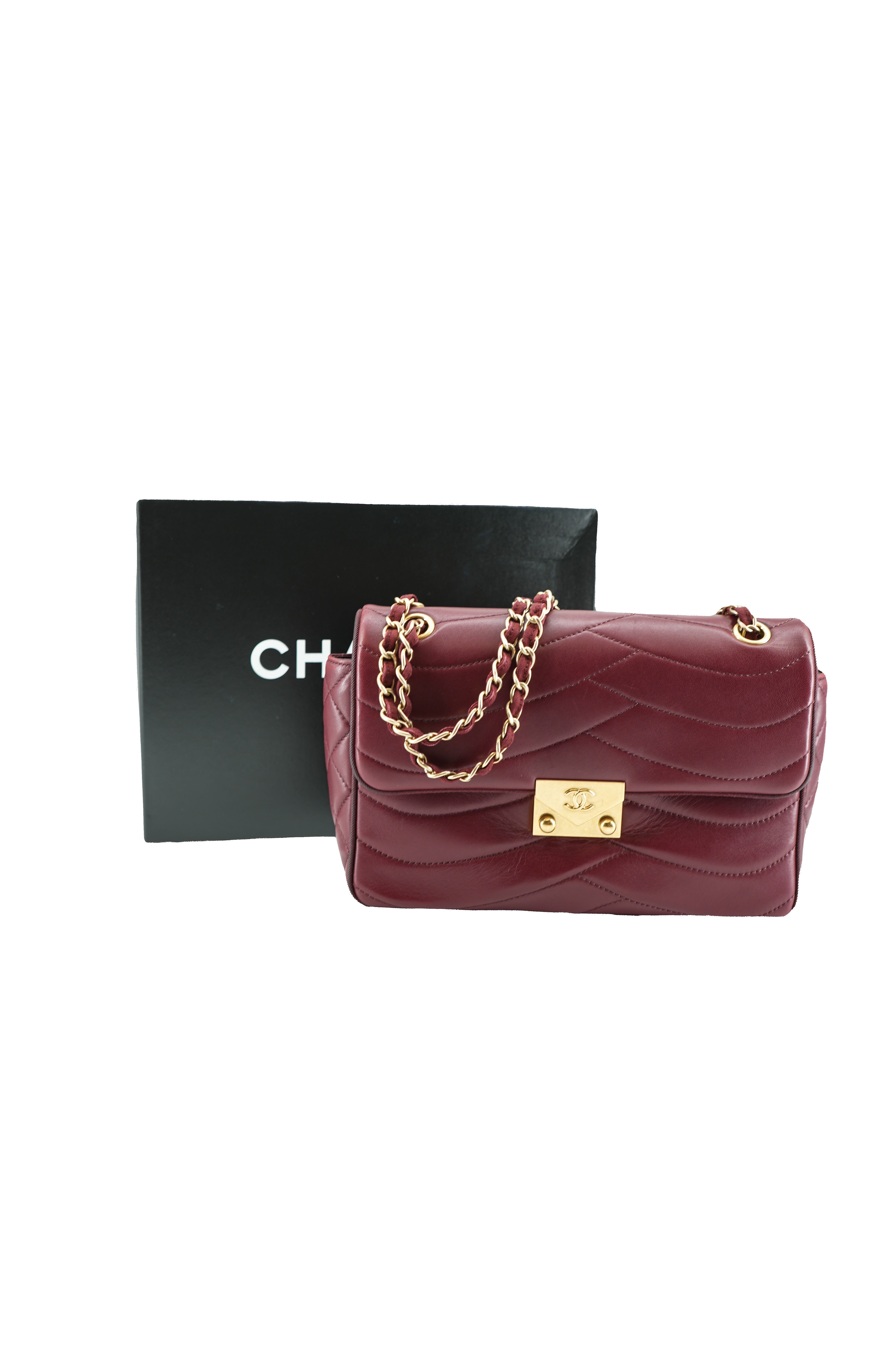 Chanel dark red Pagoda flap bag 22139878