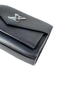 Louis Vuitton black leather mylockme chain BB calfskin bag  BE0221
