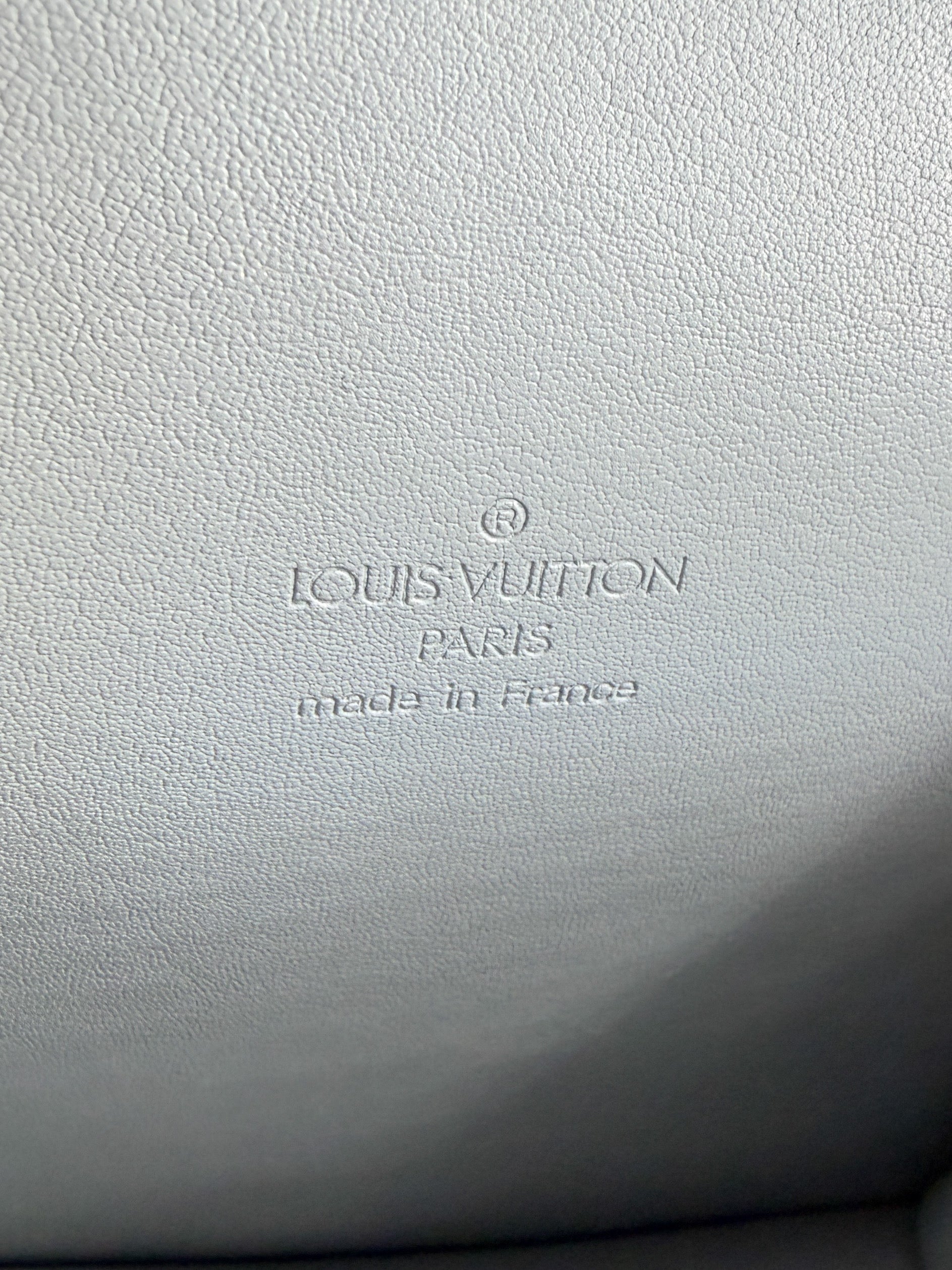 Louis Vuitton green vernis monogram Spring Street VI0021