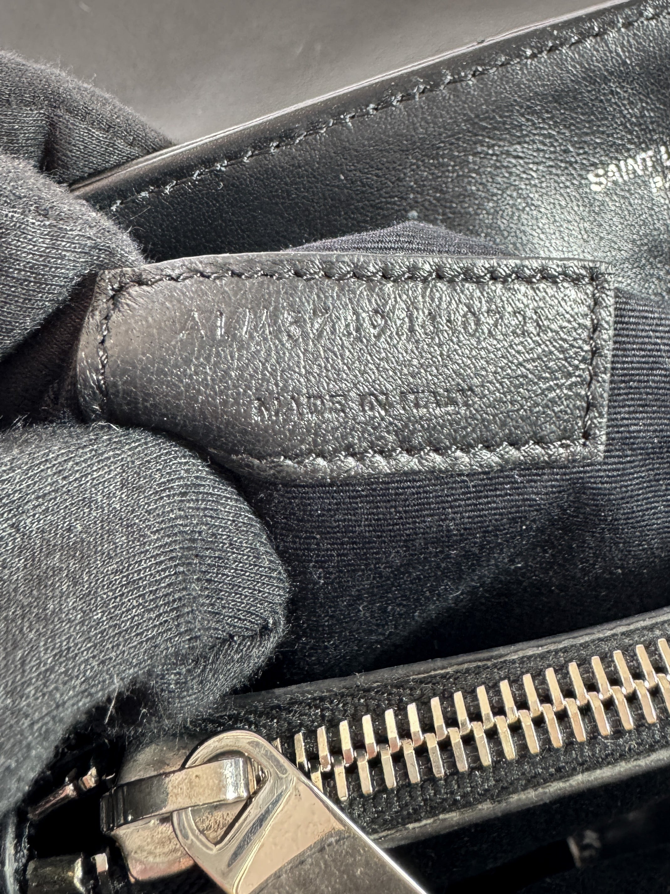 Saint Laurent Medium LouLou Black Matelasse Shoulder Bag AIM374946-0721