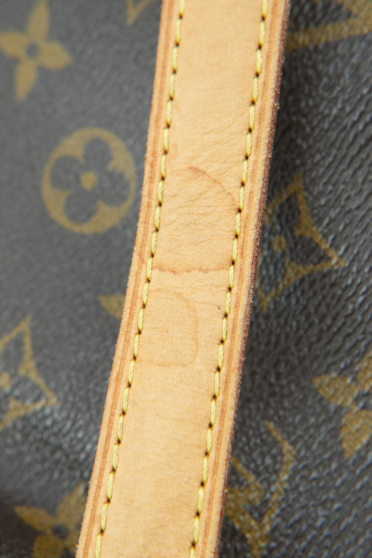 Louis Vuitton monogram Menilmontant PM DU3162