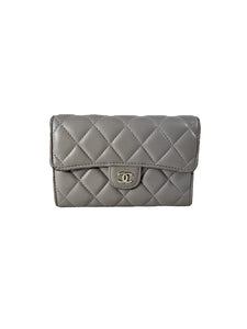 Chanel gray quilted compact wallet 31576720