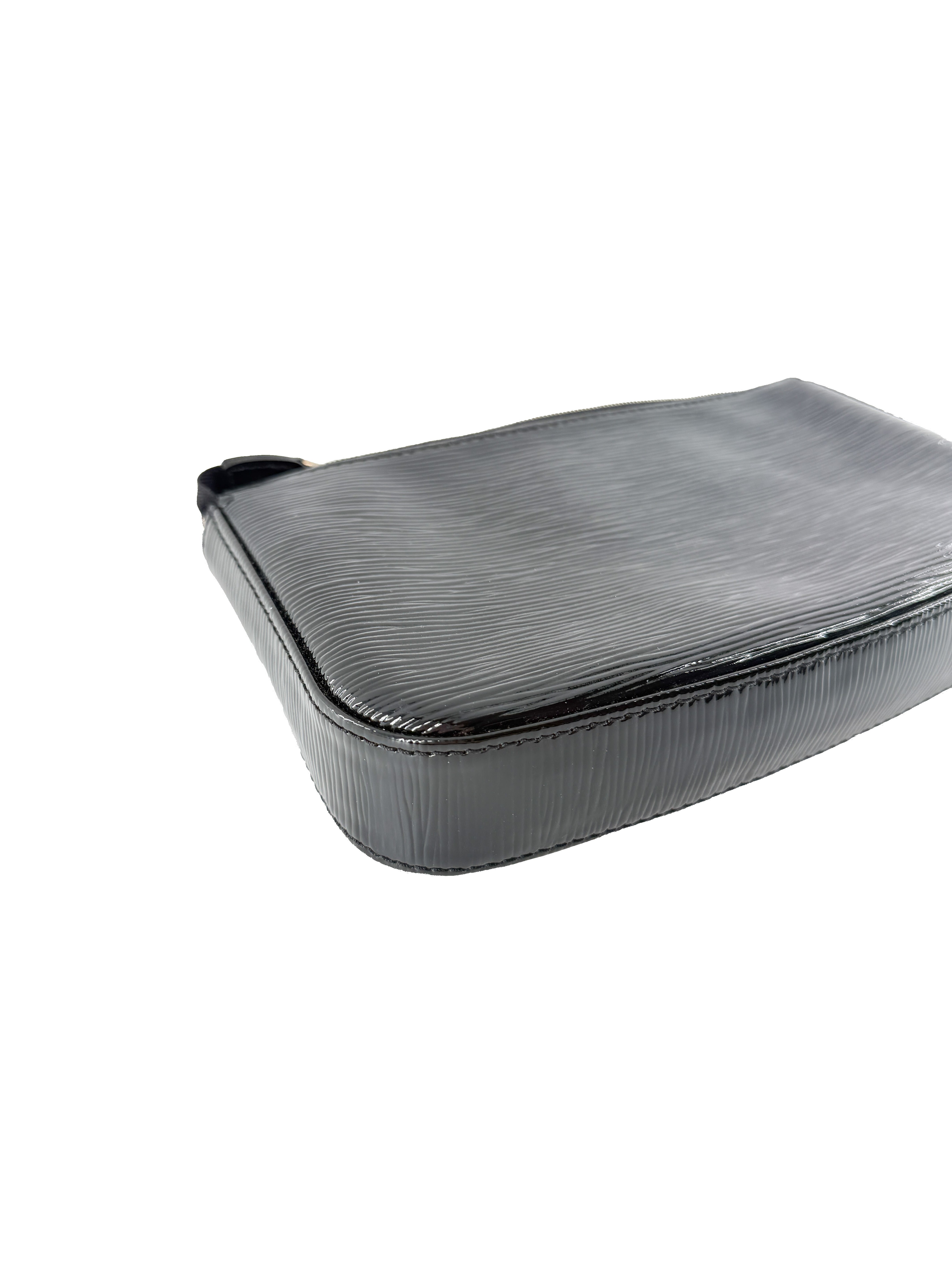 Louis Vuitton Electric black patent leather Epi pochette TR5112