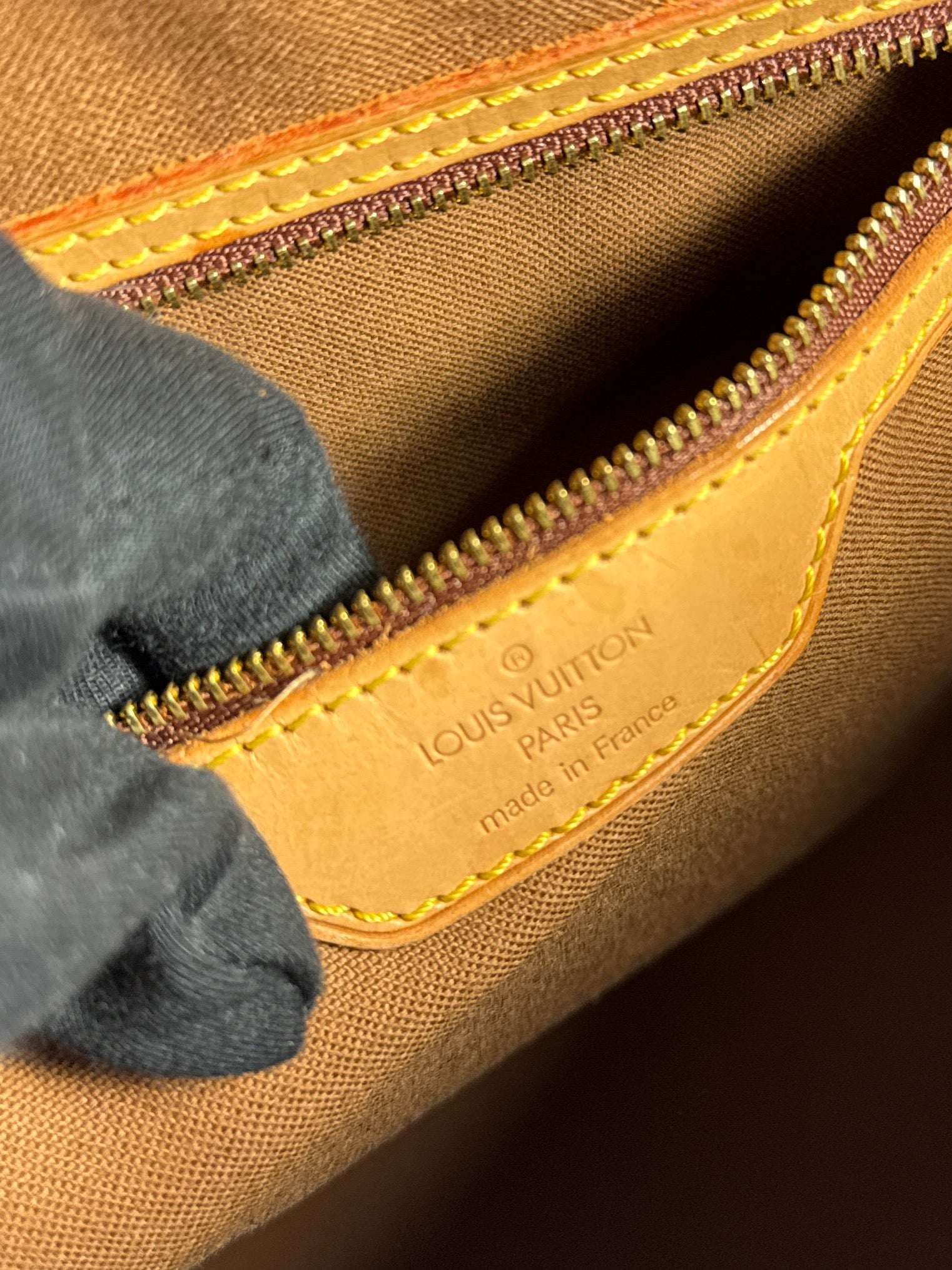 Louis Vuitton monogram Cabas Mezzo tote AR1919