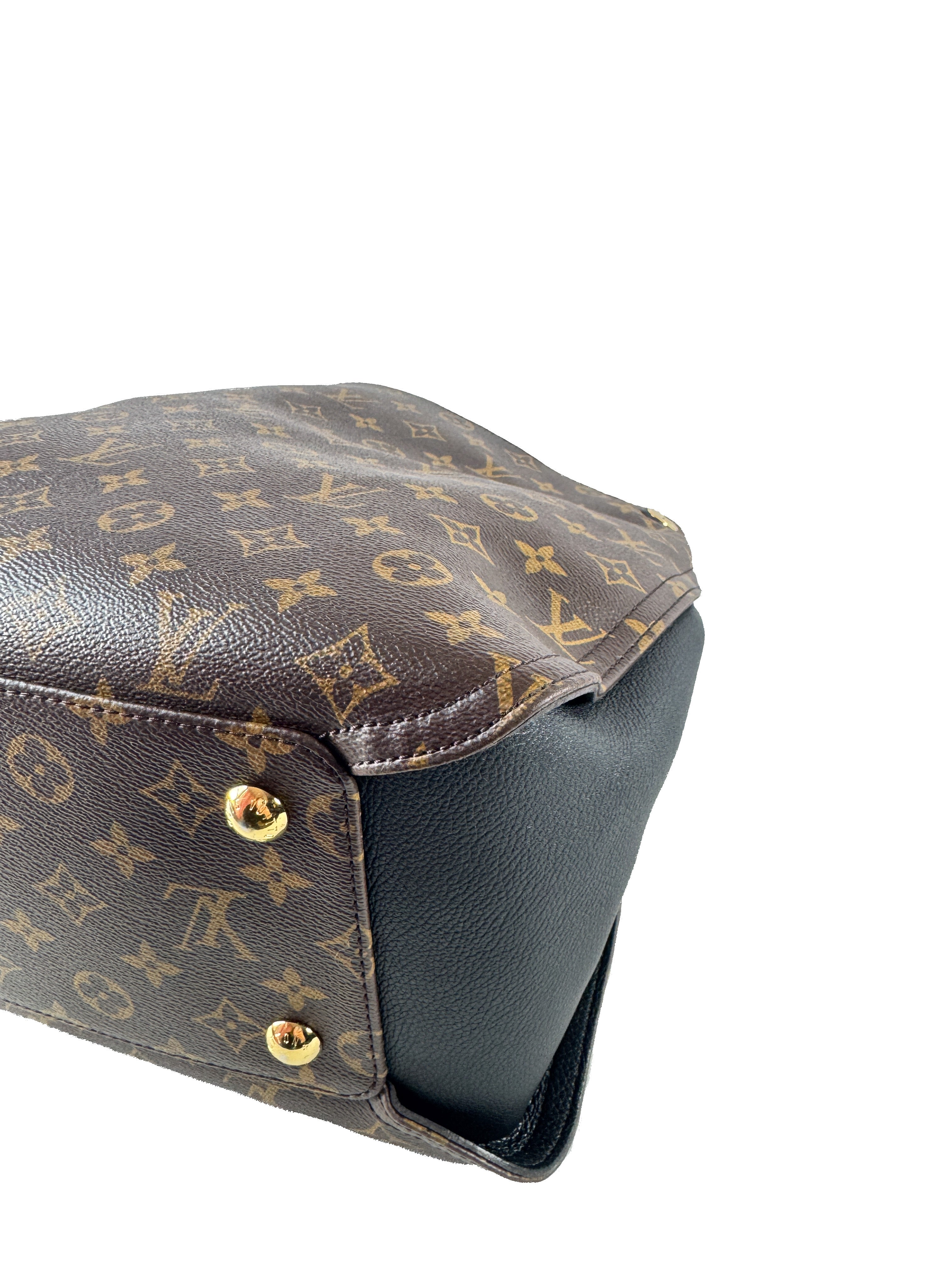 Louis Vuitton monogram Gaia black shoulder bag DR4105