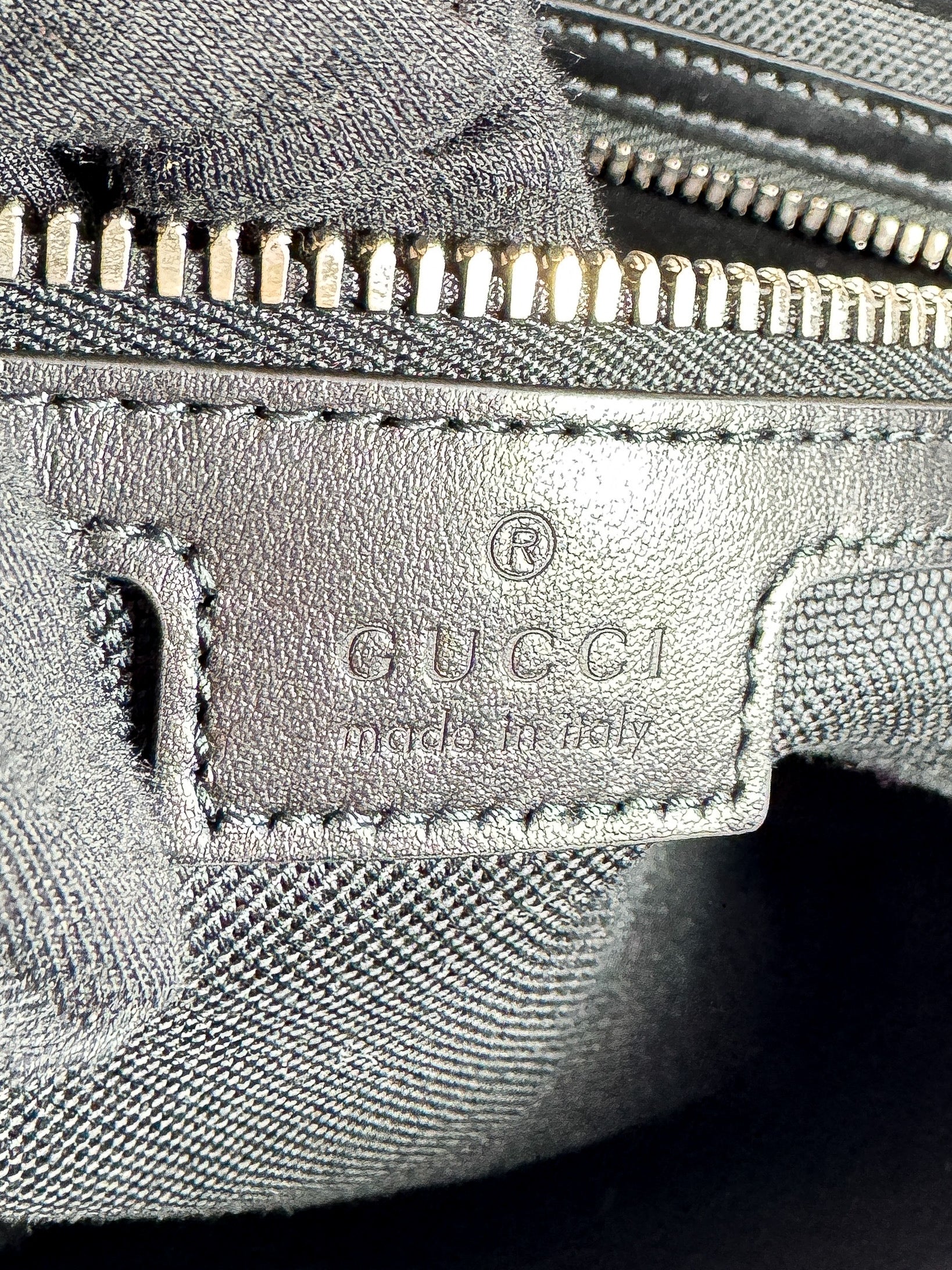 Gucci black GG Supreme vertical tote 794918-520981