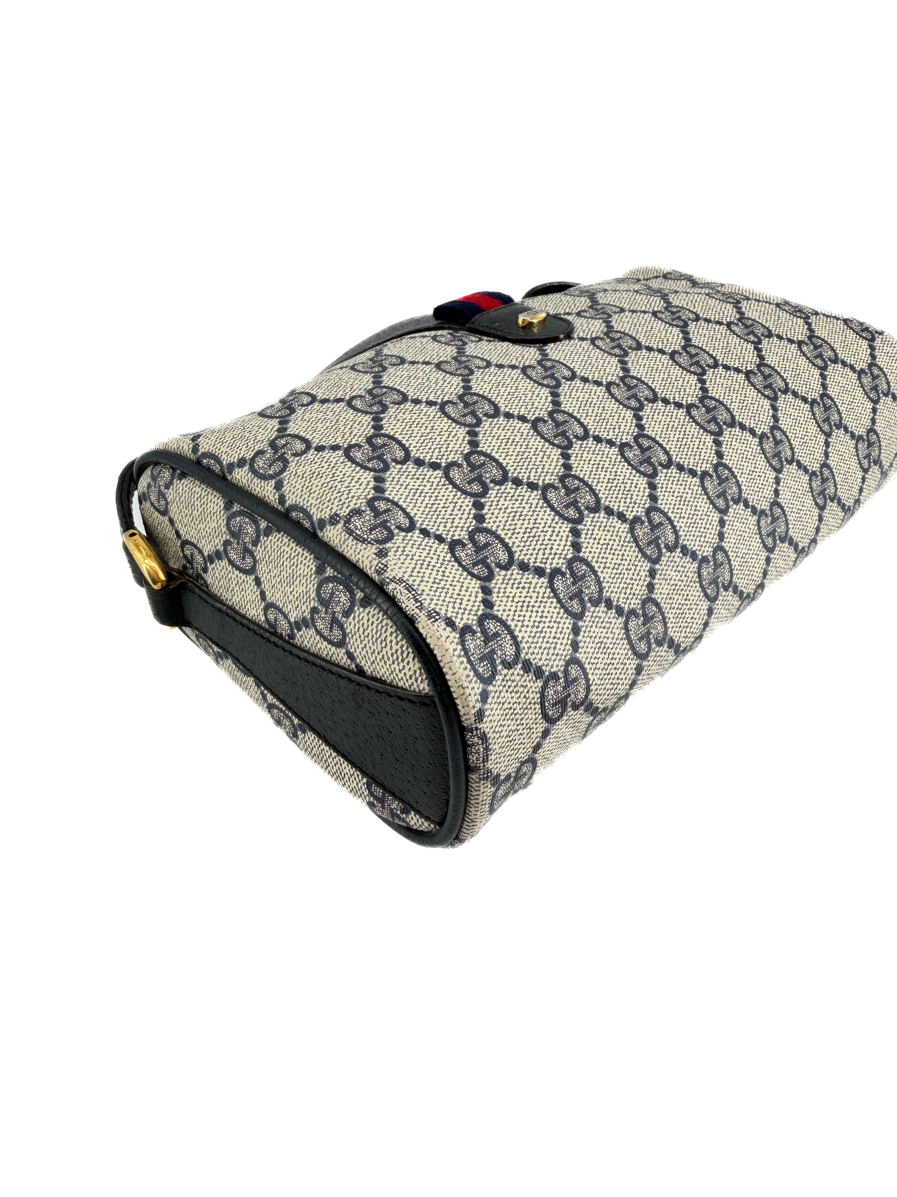 Gucci navy Sherry line crossbody 89-02-018
