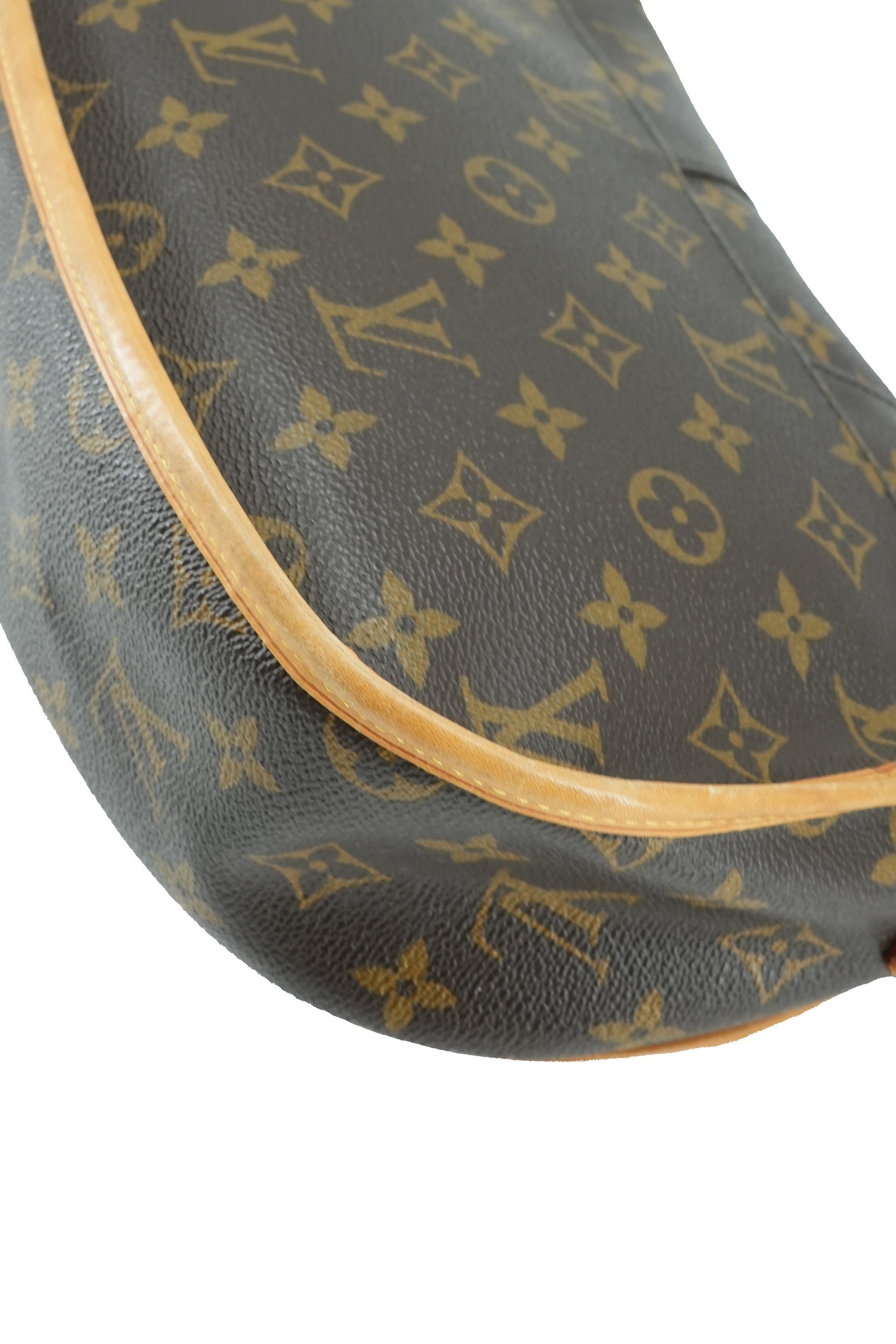 Louis Vuitton monogram Menilmontant PM DU3162