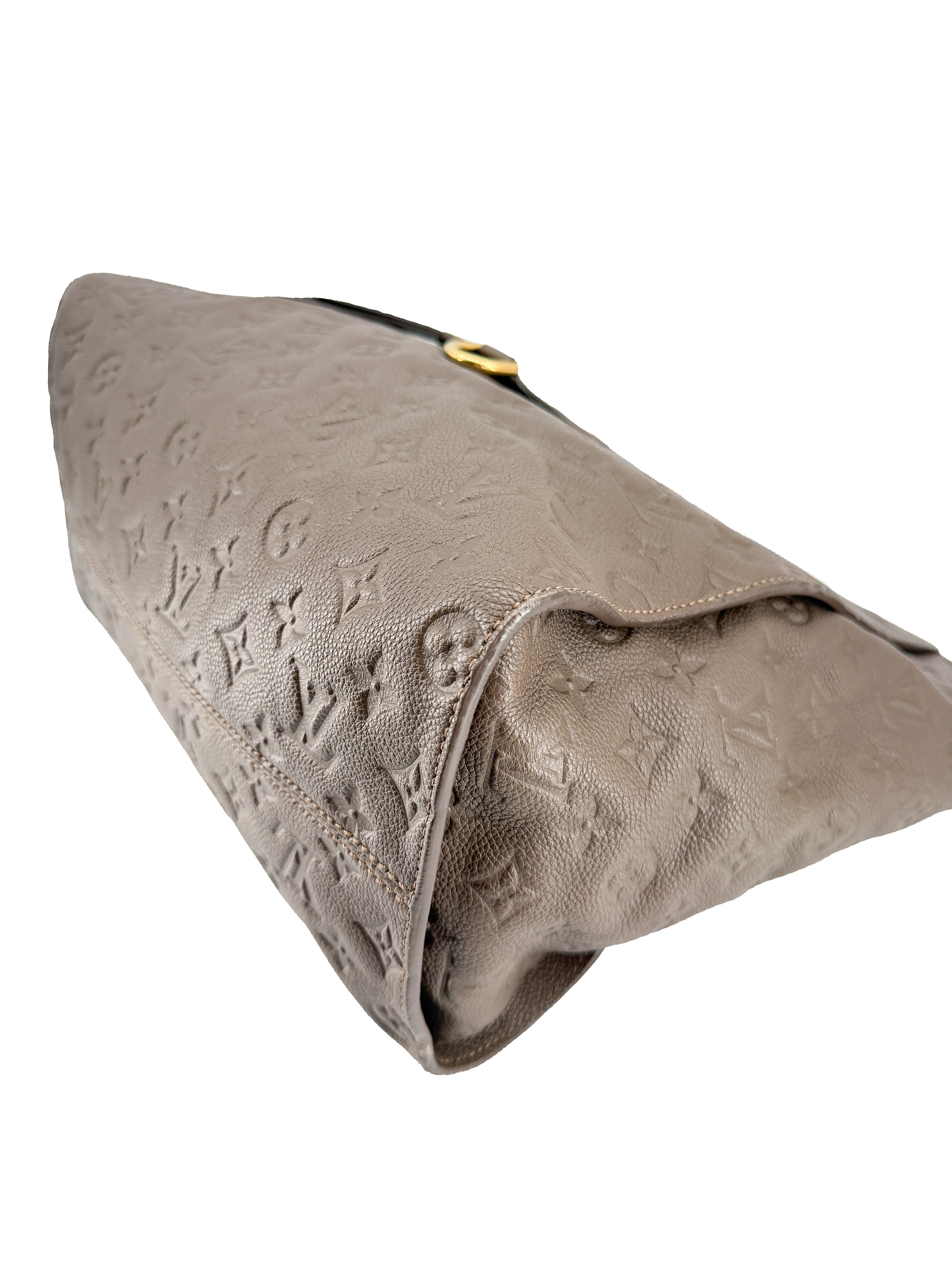 Louis Vuitton taupe Lumineuse PM TR4111