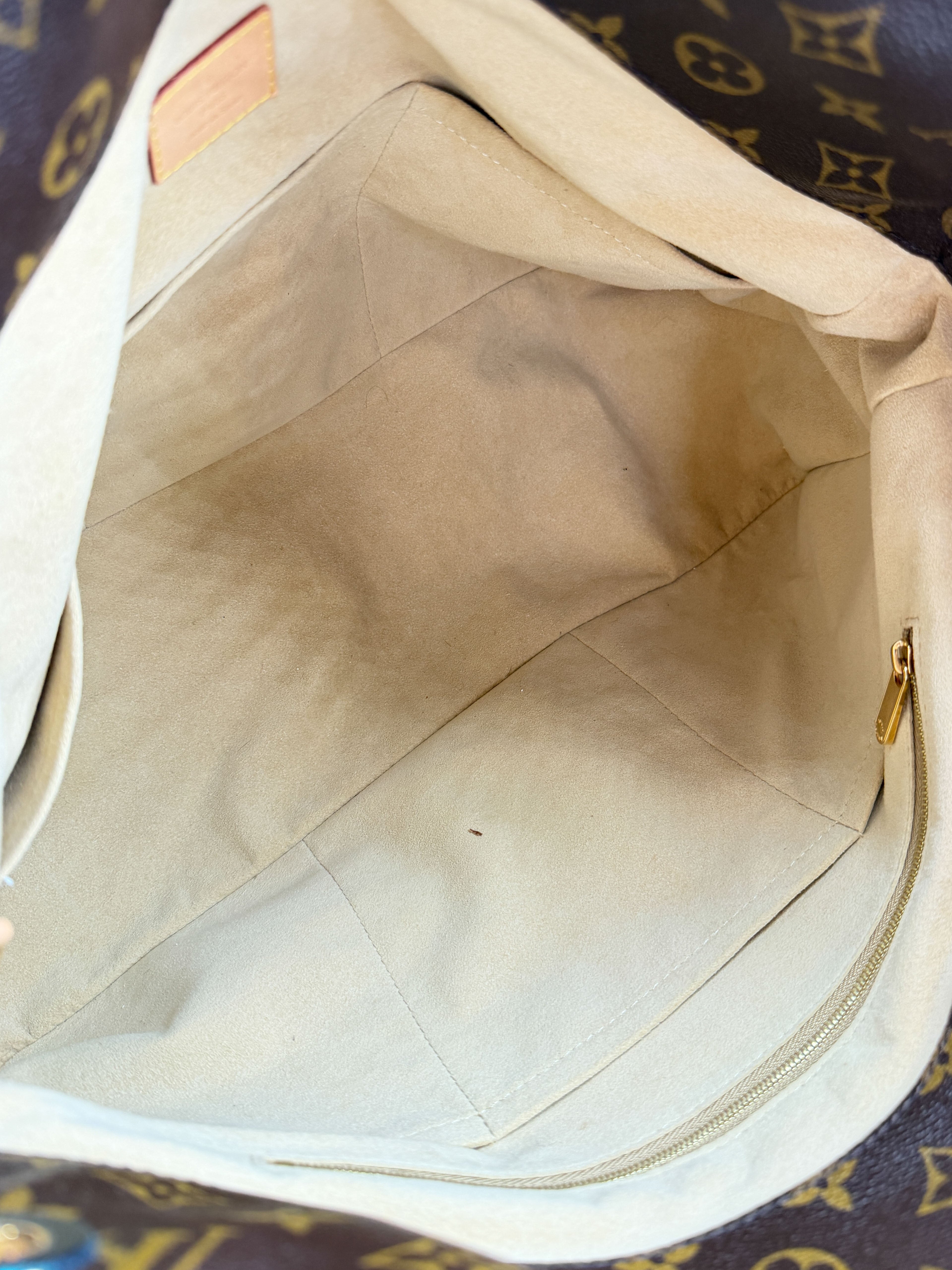 Louis Vuitton monogram Artsy MM GI0192