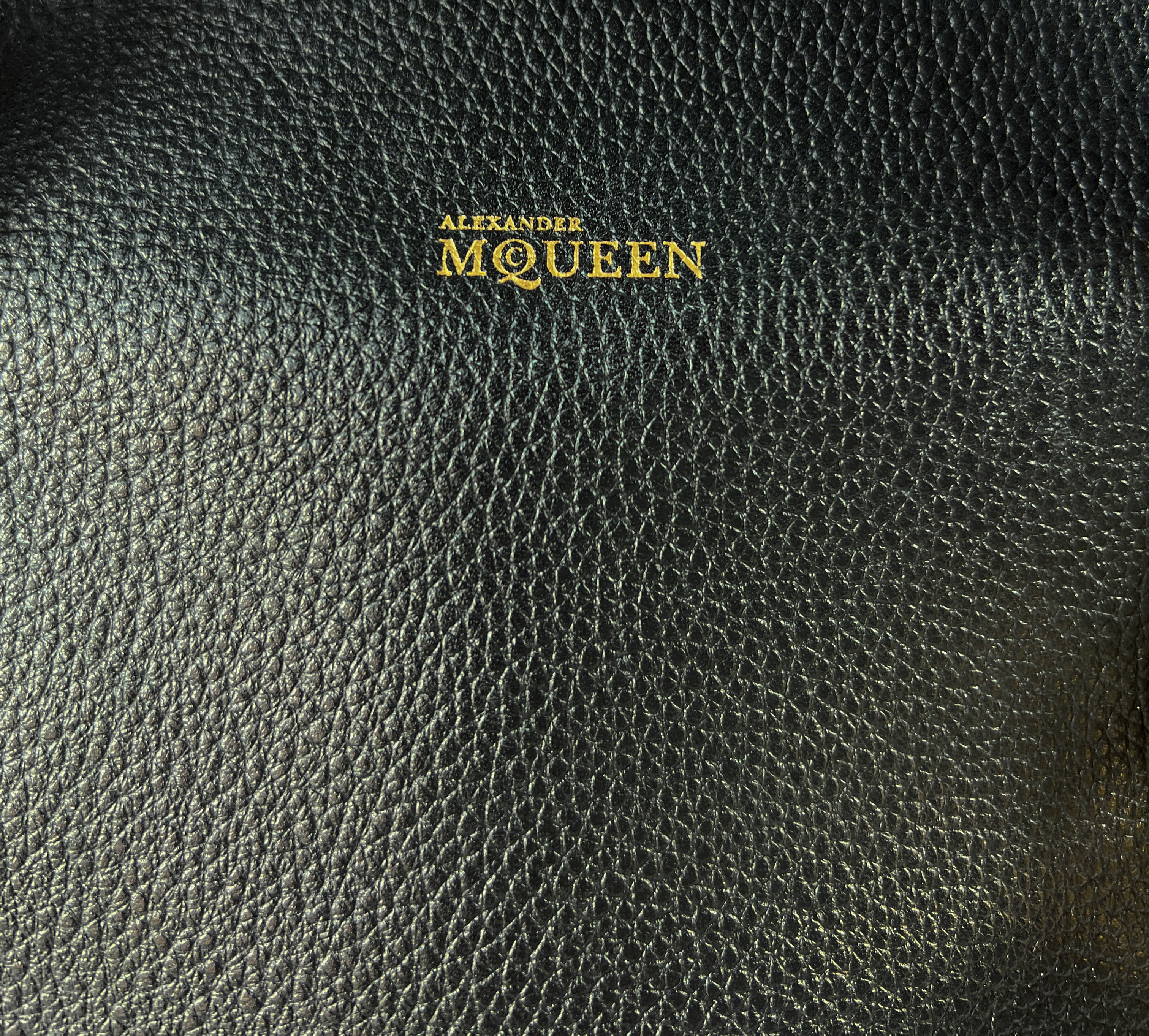 Alexander McQueen black leather Zippe tote