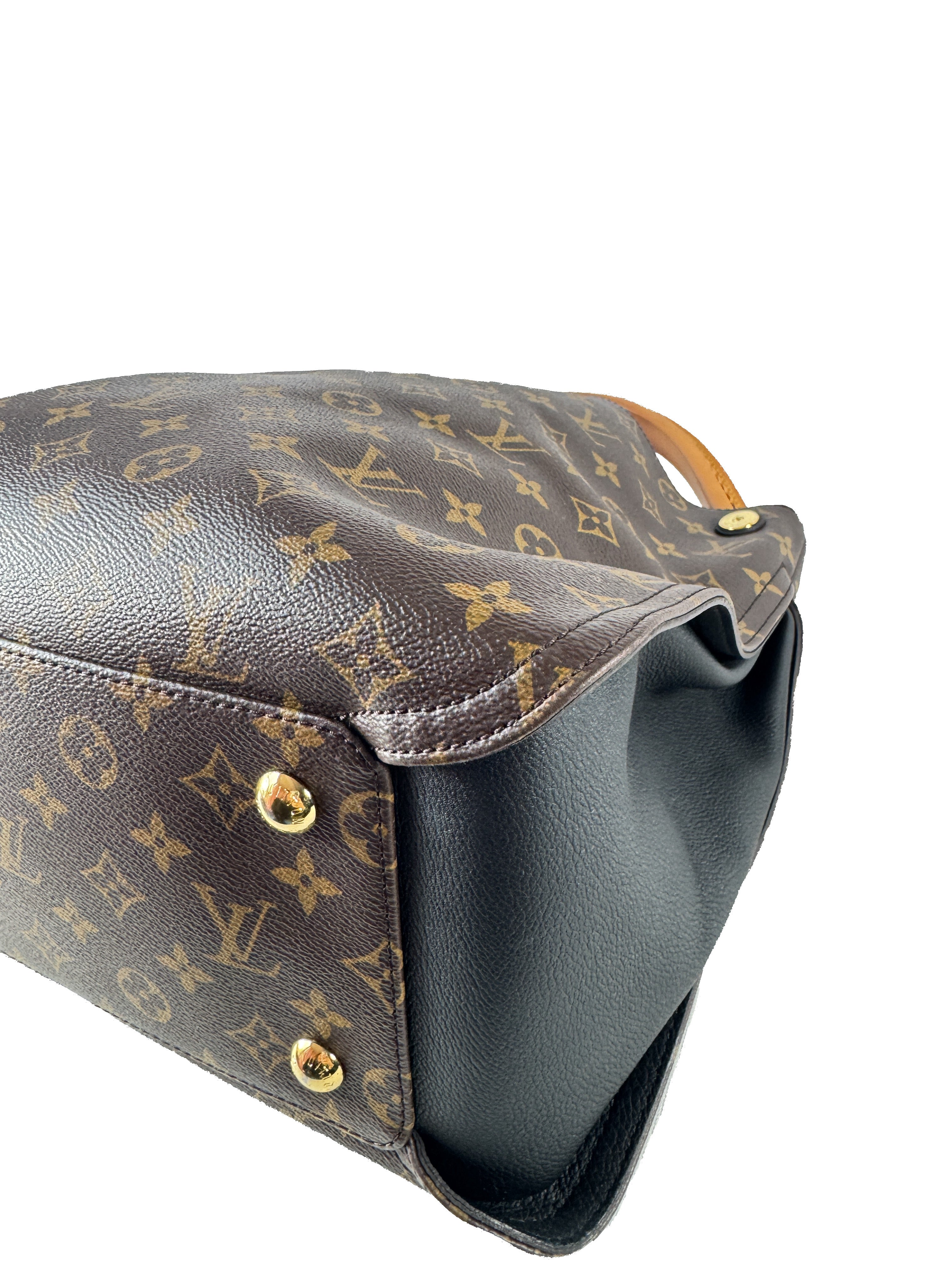 Louis Vuitton monogram Gaia black shoulder bag DR4105