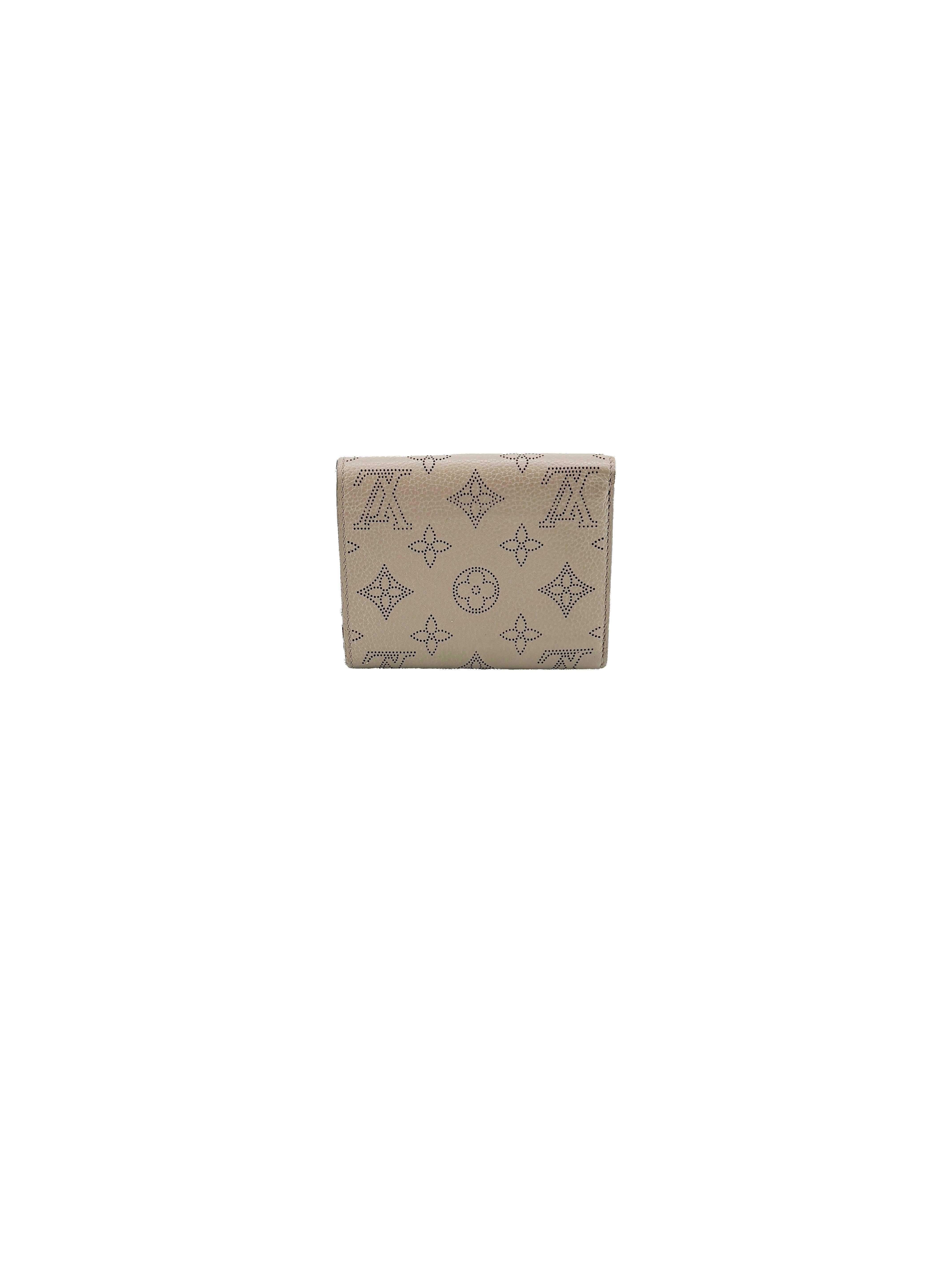 Louis Vuitton beige (Galet) mahina Iris XS wallet
