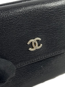 Chanel black leather compact vintage wallet 6778814