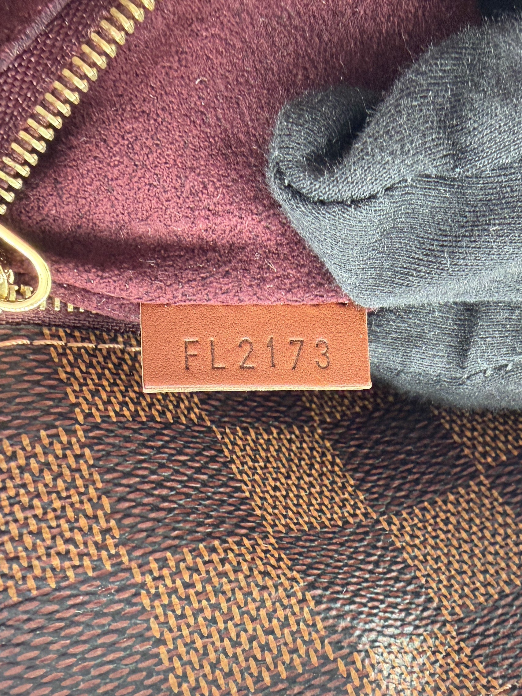 Louis Vuitton damier ebene Ascot FL2173