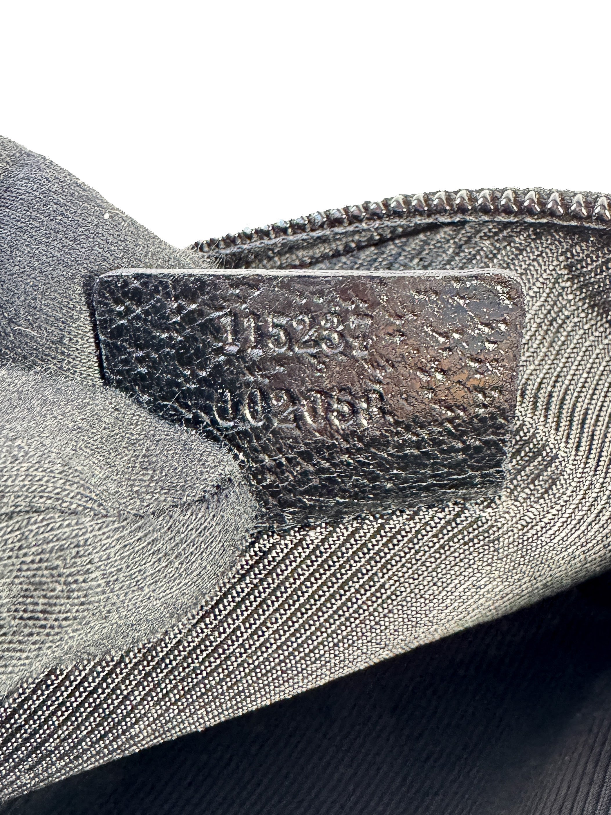 Gucci black GG cloth small zip pouch 002058