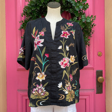 Johnny Was black embroidered short sleeve top size L