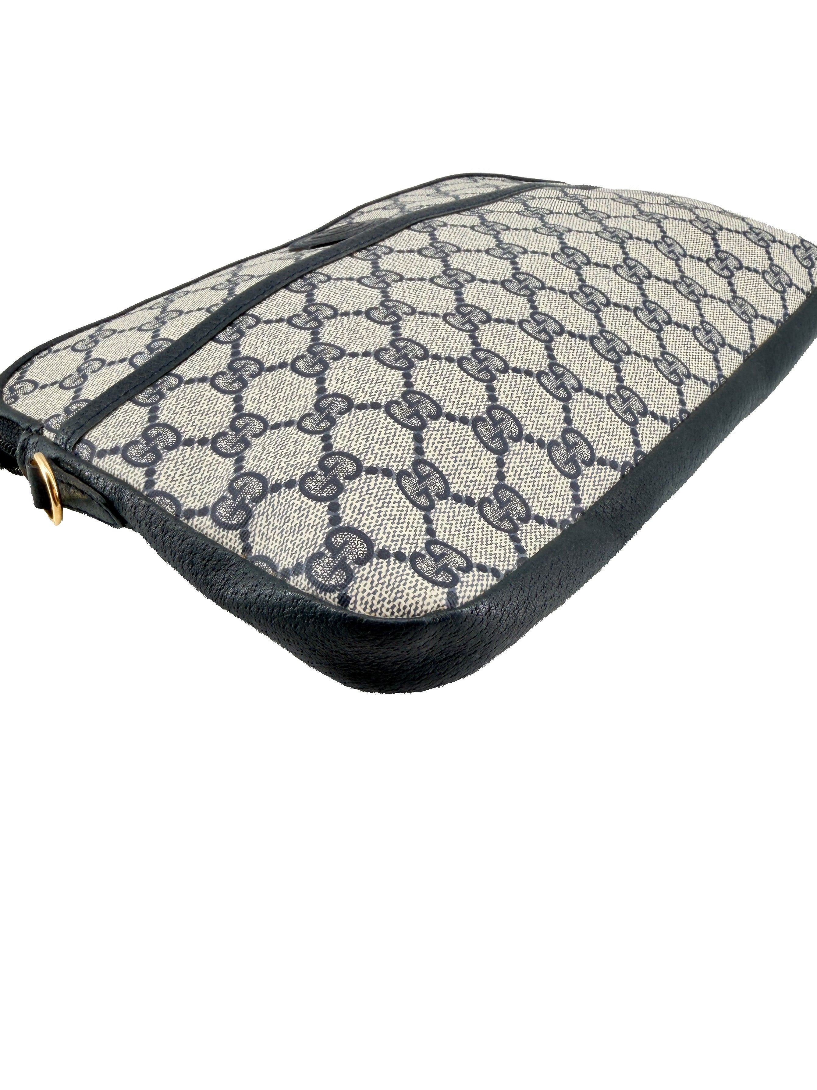 Gucci GG navy vintage crossbody 004-92-0230