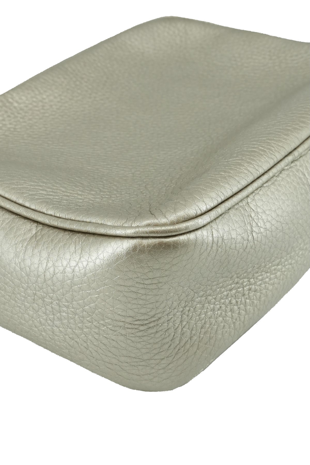 Gucci light pewter metallic soho disco crossbody 308364 498879