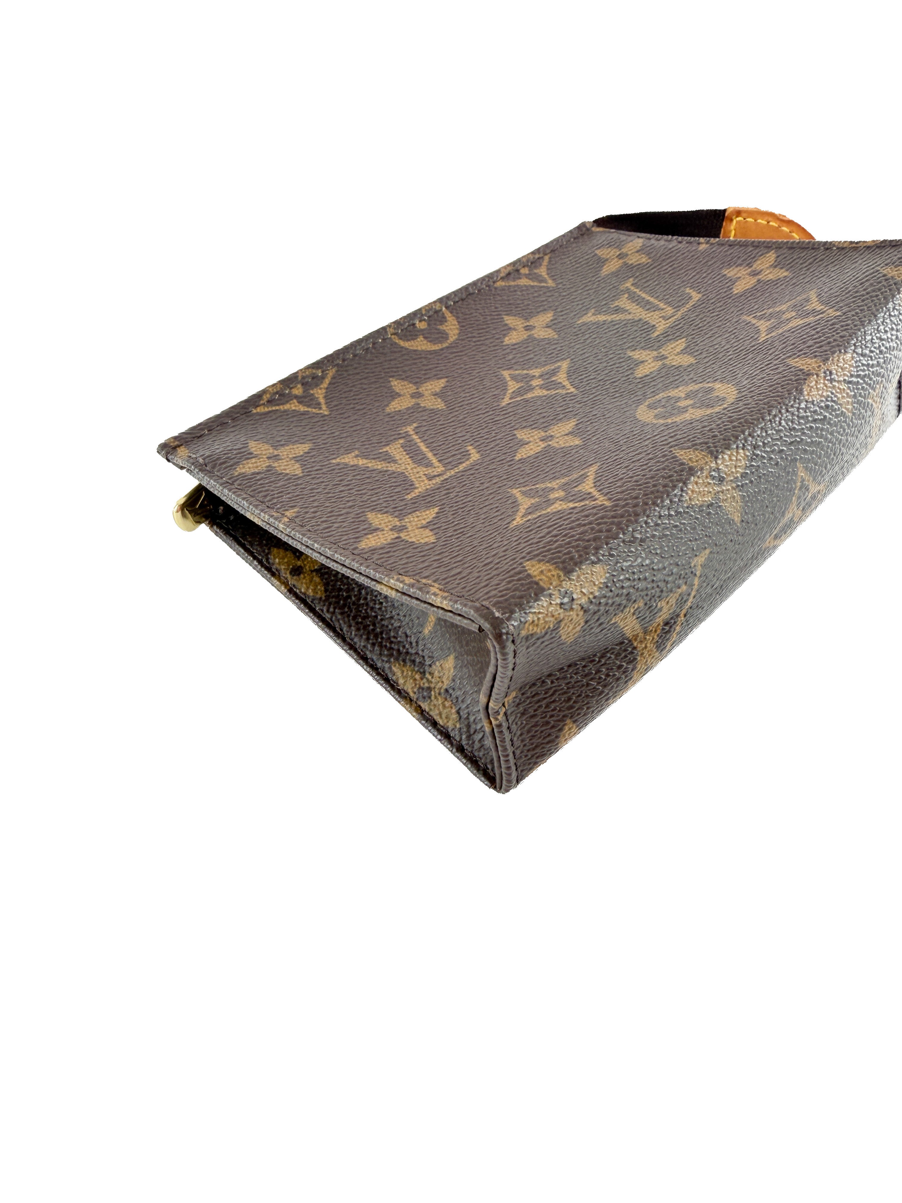 Louis Vuitton monogram toiletry 15 pouch DU0088