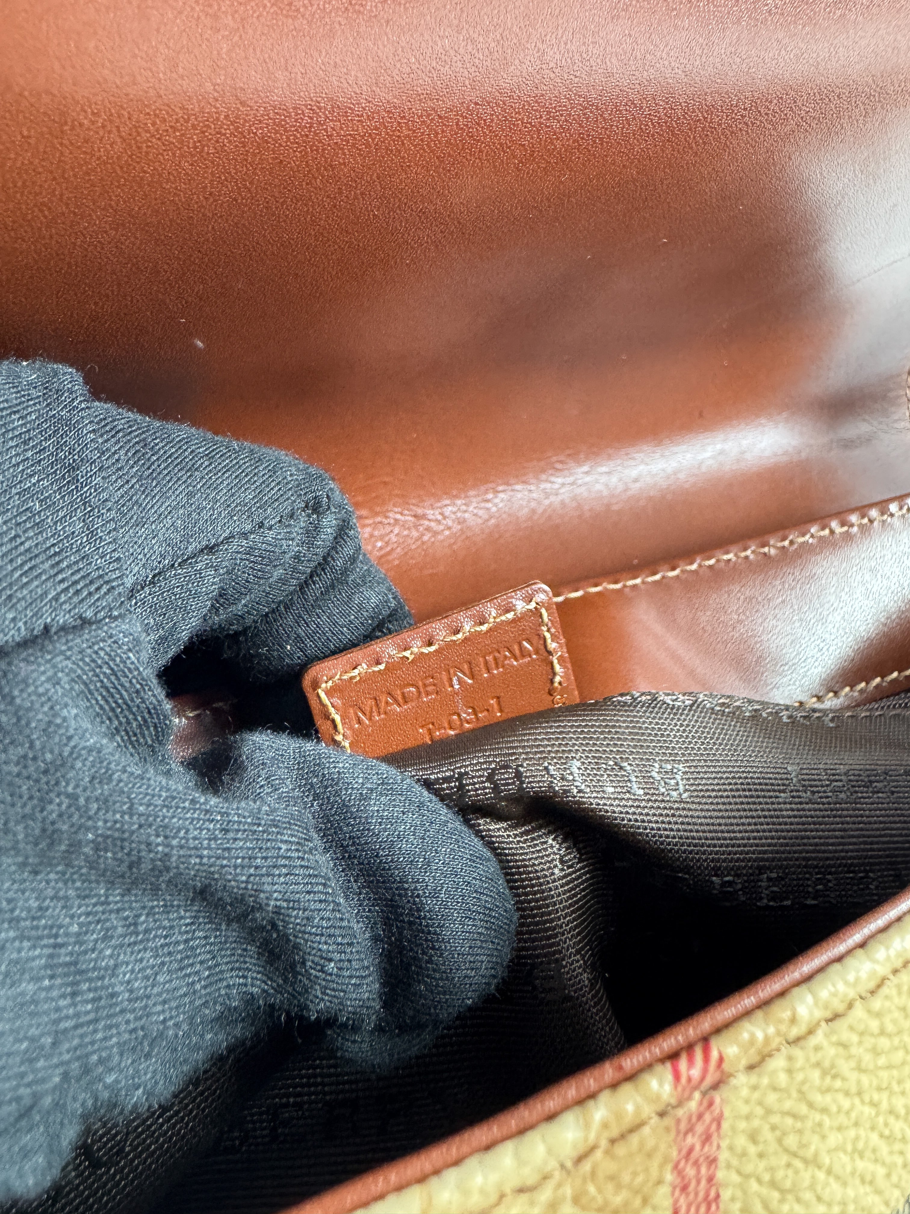 Burberry nova check shoulder bag T-03-1