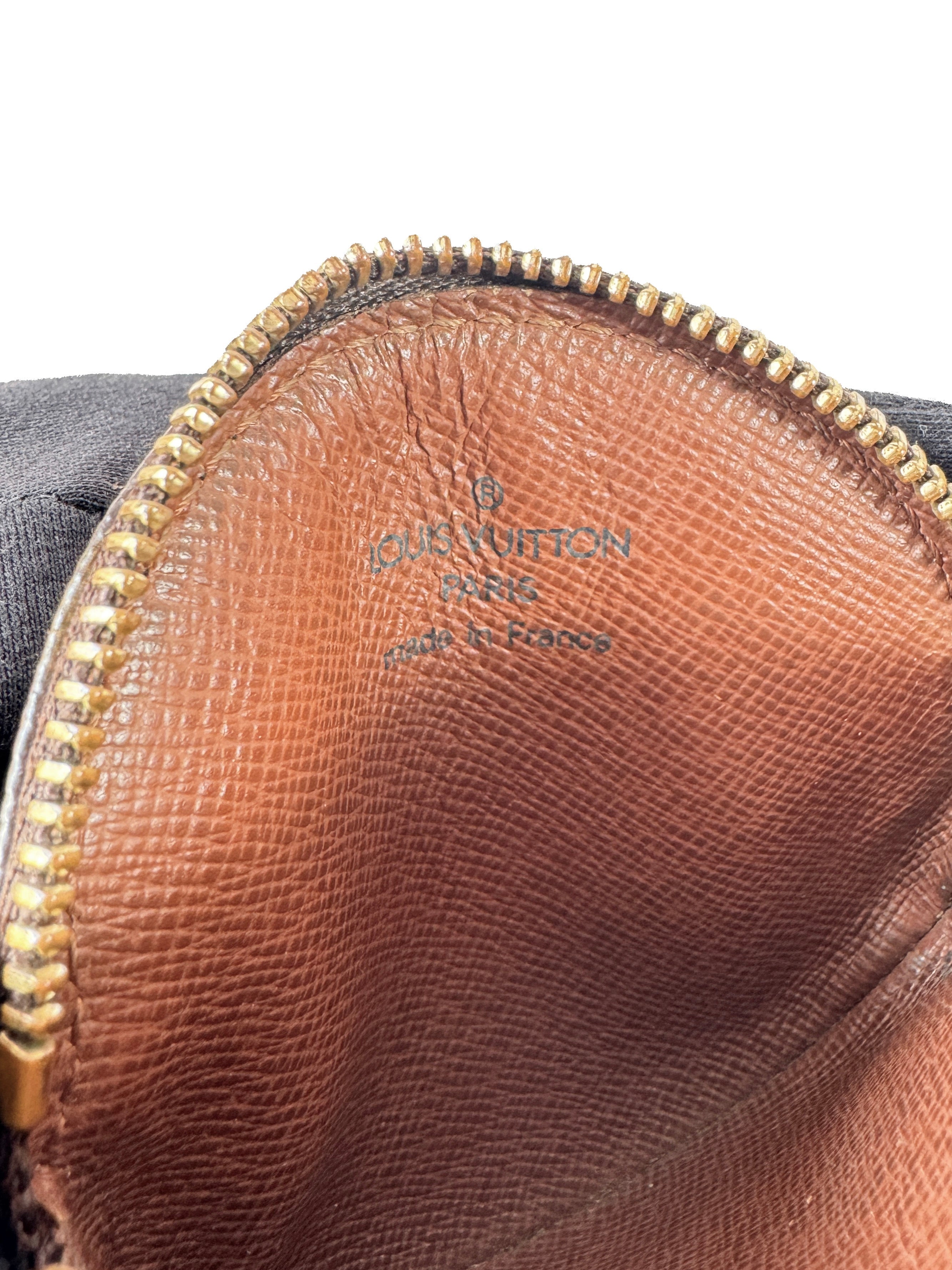 Louis Vuitton monogram round coin pouch CT0073