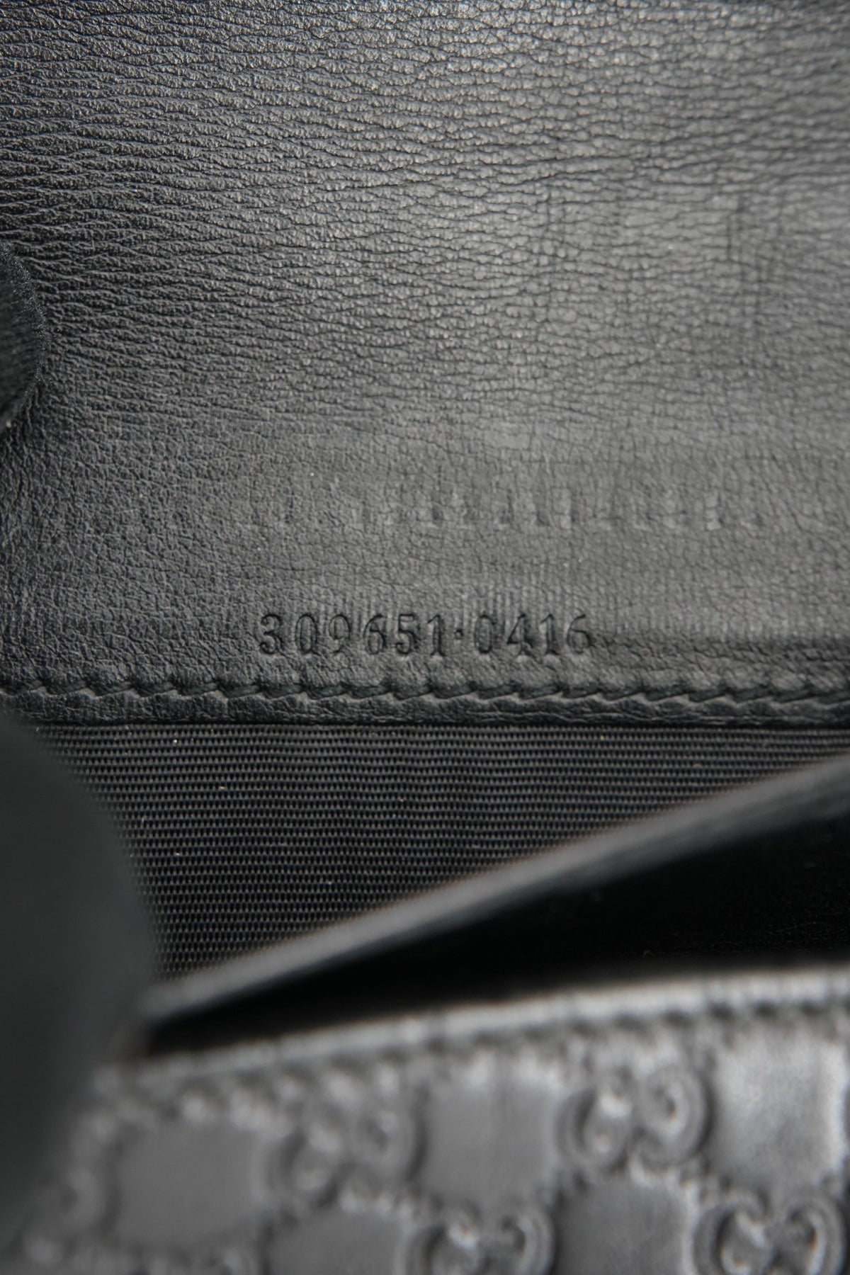 Gucci black Microguccissima documents wallet 309651-0416