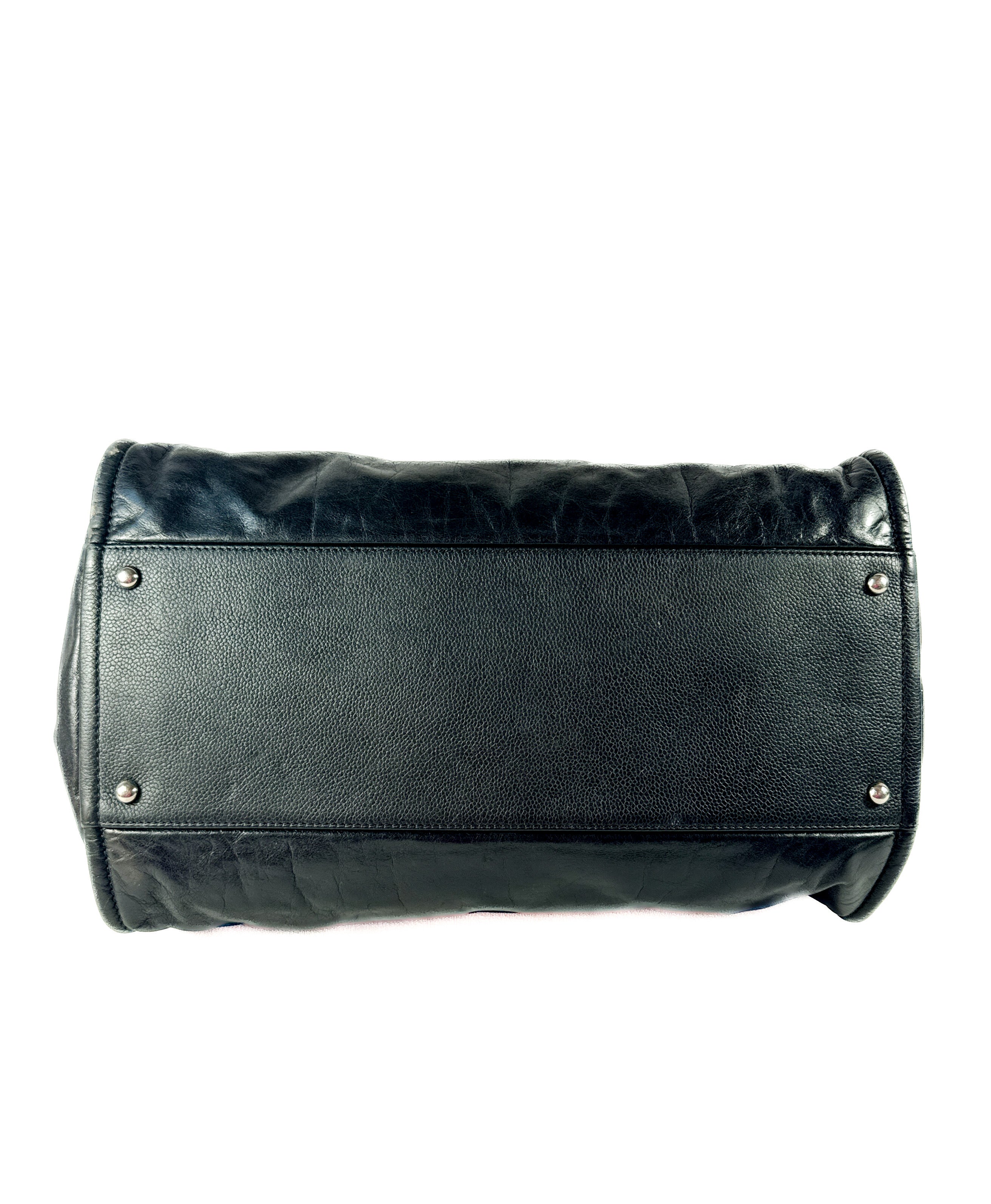 Chanel black leather glazed Deauville 22312901