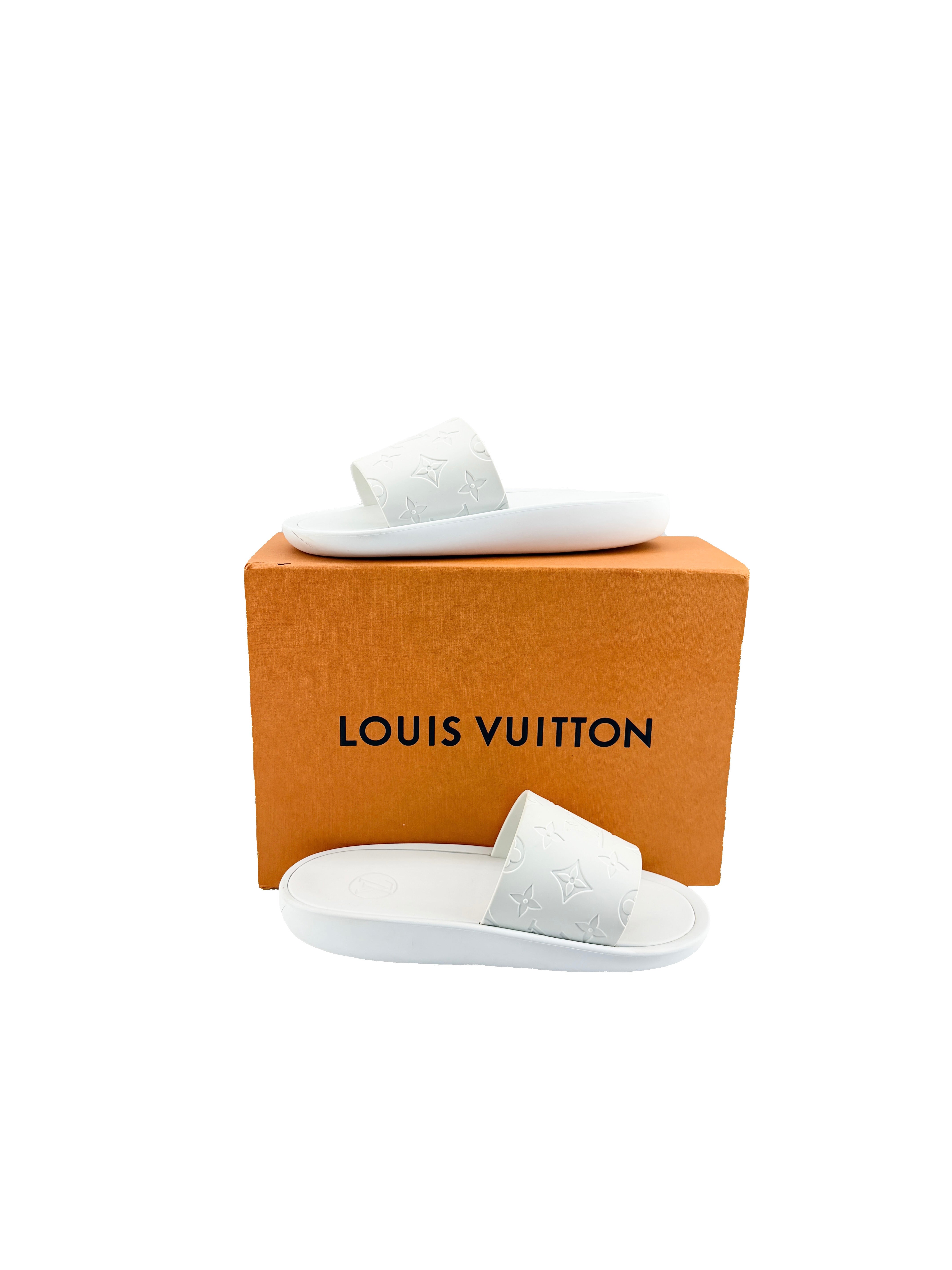 Louis Vuitton white rubber waterfront mules size 39 BOX
