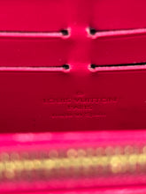 Louis Vuitton vernis Indian Rose zippy wallet CA1103