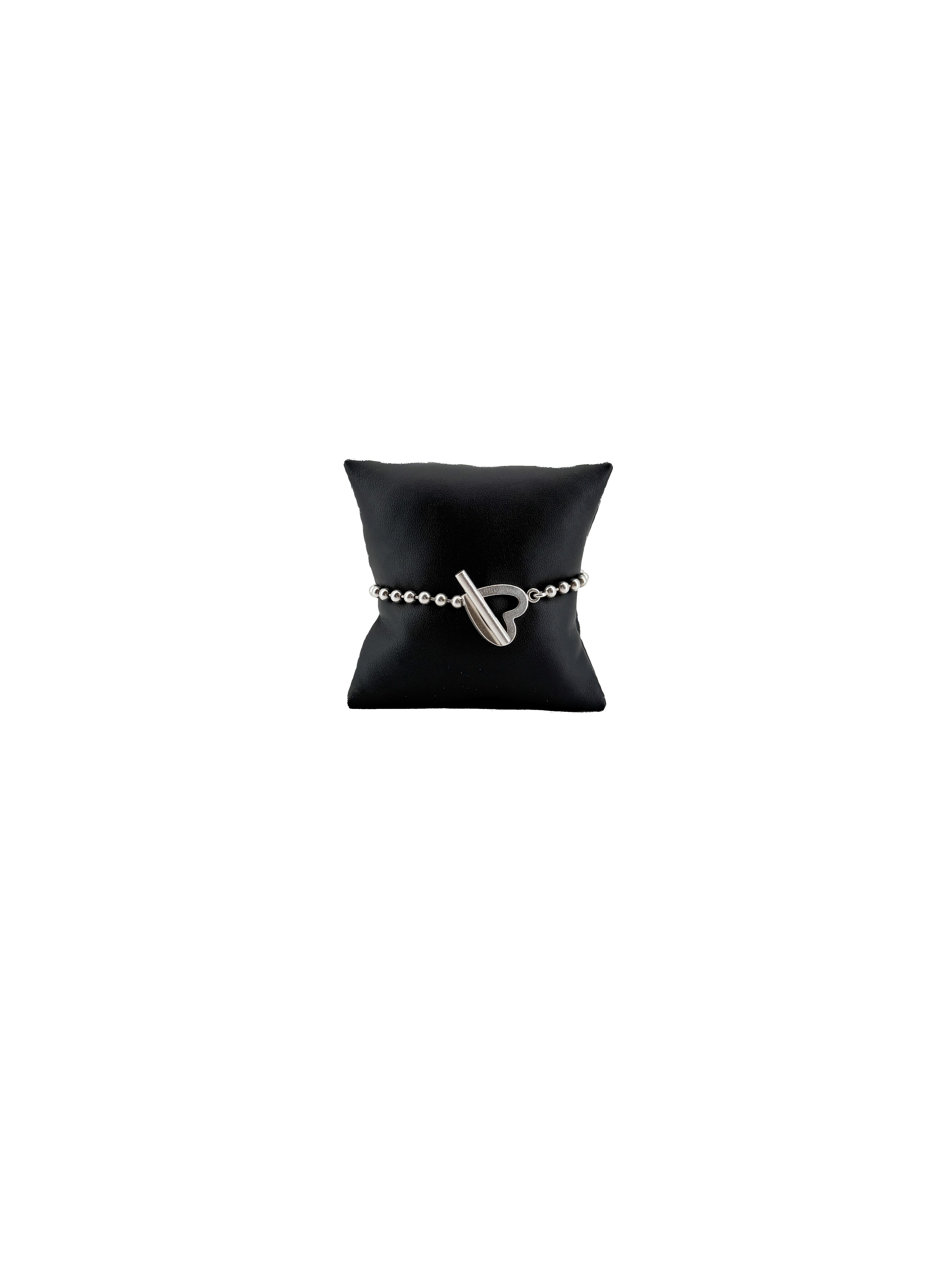 Gucci sterling silver heart toggle bracelet