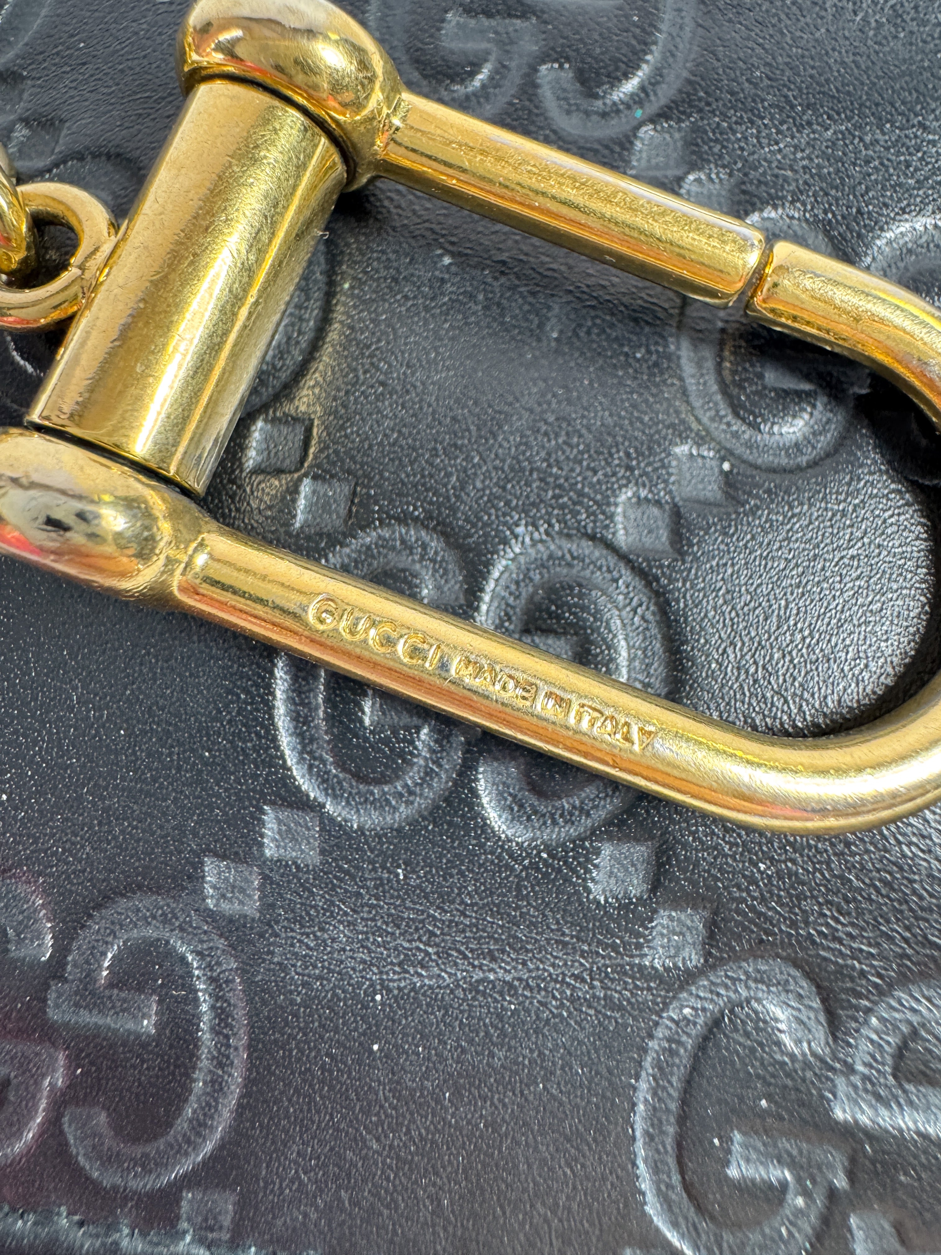 Gucci black leather GG key case 496334