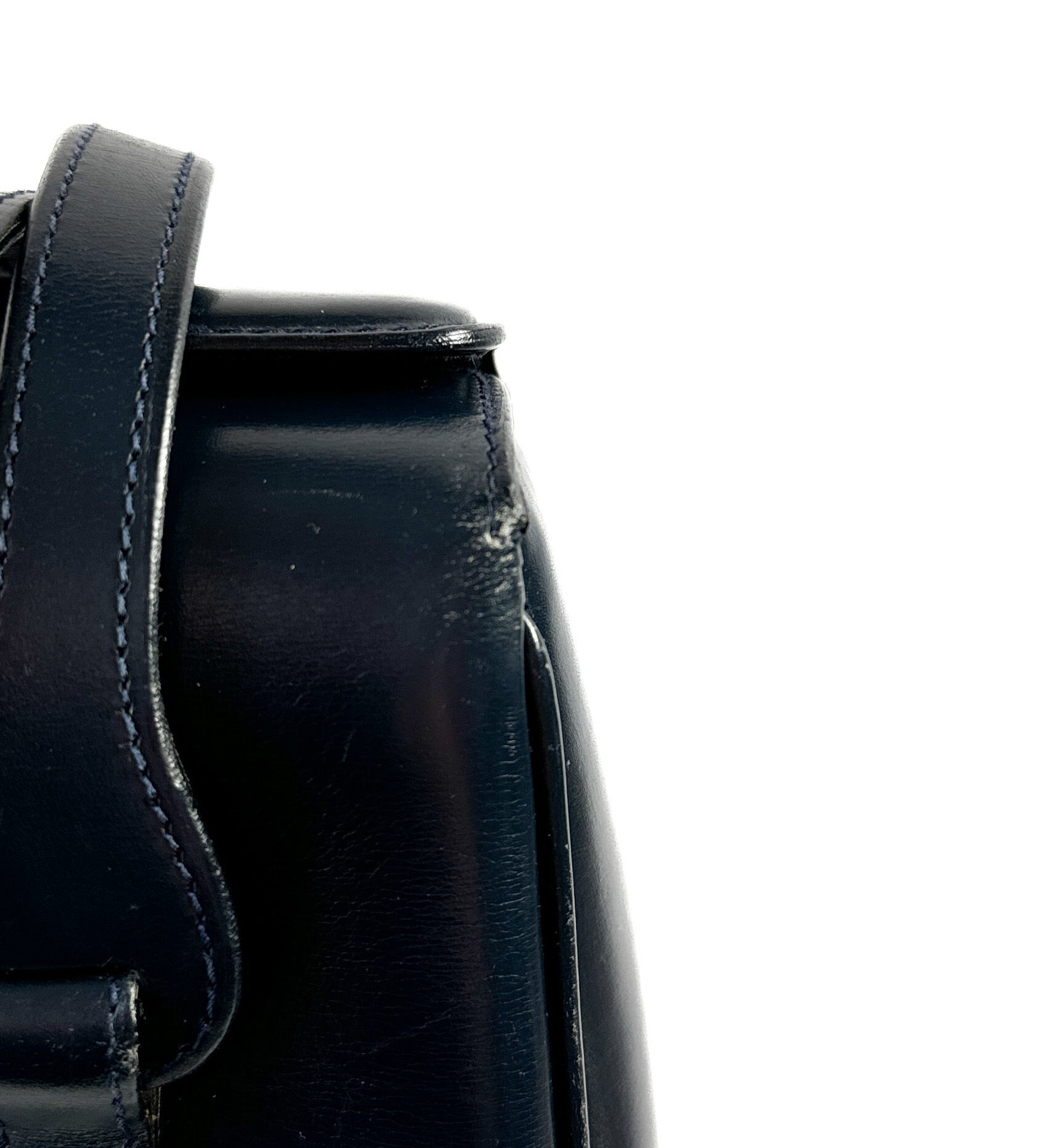 Gucci vintage navy leather box bag 0071