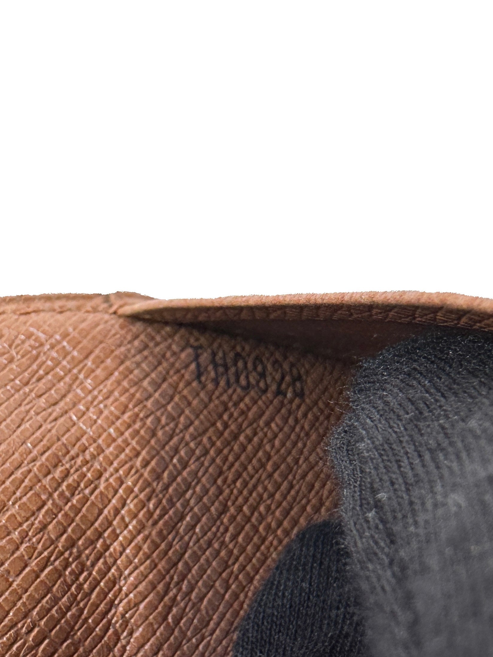 Louis Vuitton monogram card holder wallet  TH0928