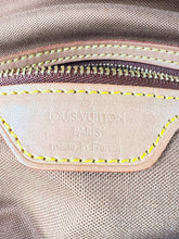 Louis Vuitton monogram mini Looping MI0061