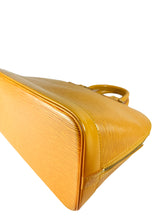 Louis Vuitton tassil yellow epi Alma AR1916