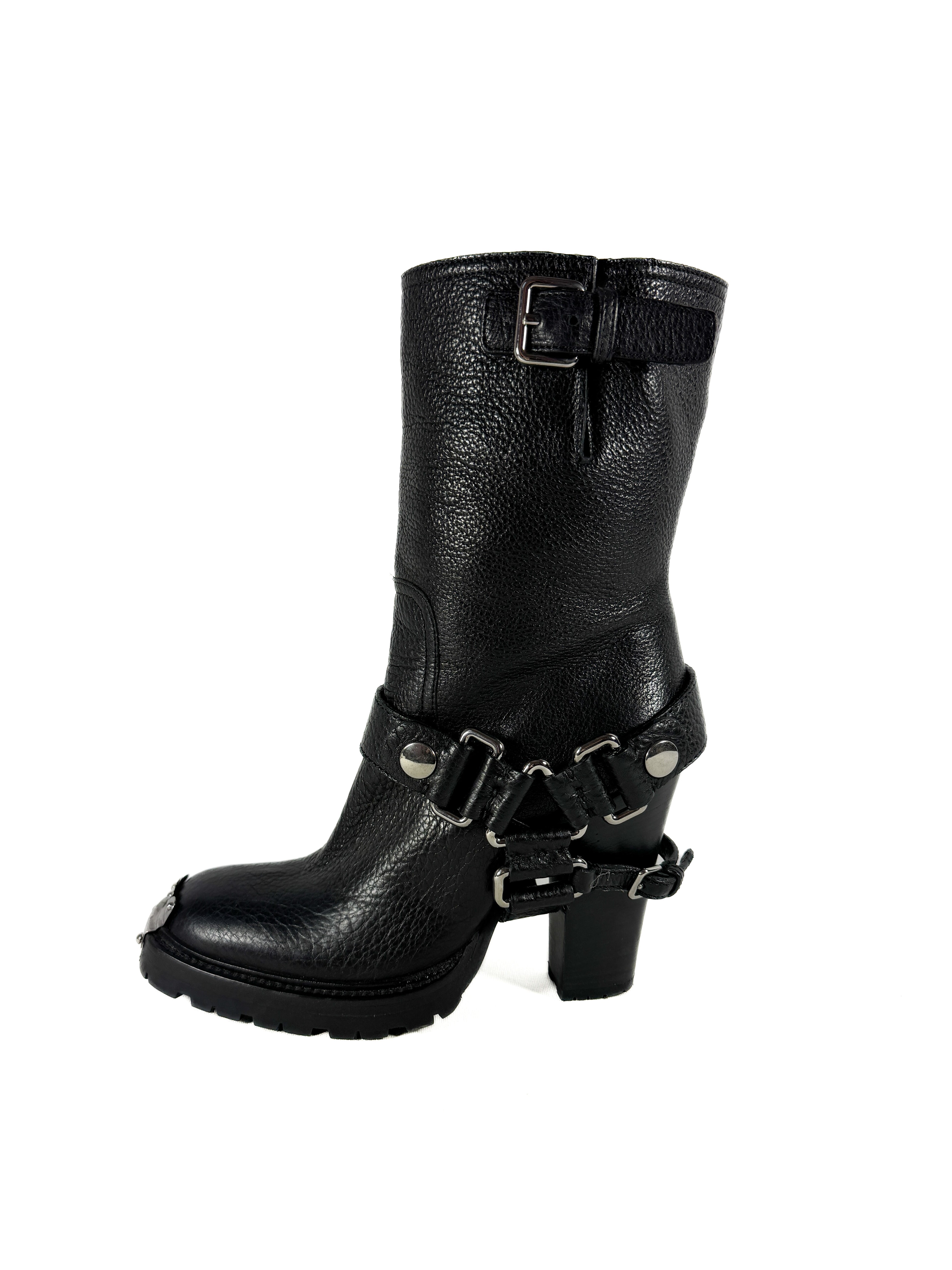 MIU MIU ポインテッドトゥブーツ　38 Miu Miu black leather heeled moto boots size 38