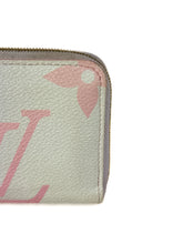 Louis Vuitton giant monogram sunrise pastel zippy wallet (microchip)