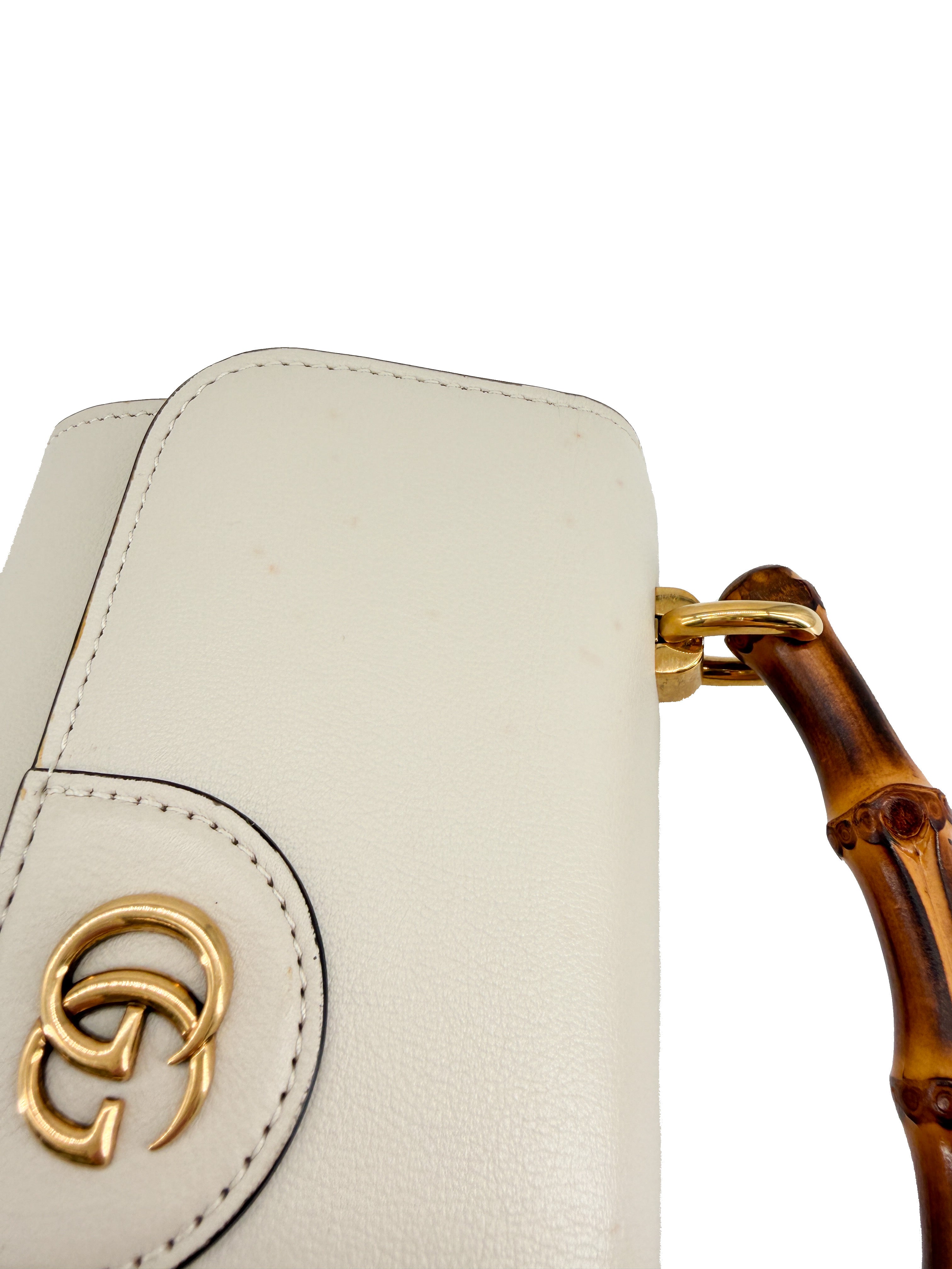 Gucci off white Diana mini shoulder bag 675795-493075