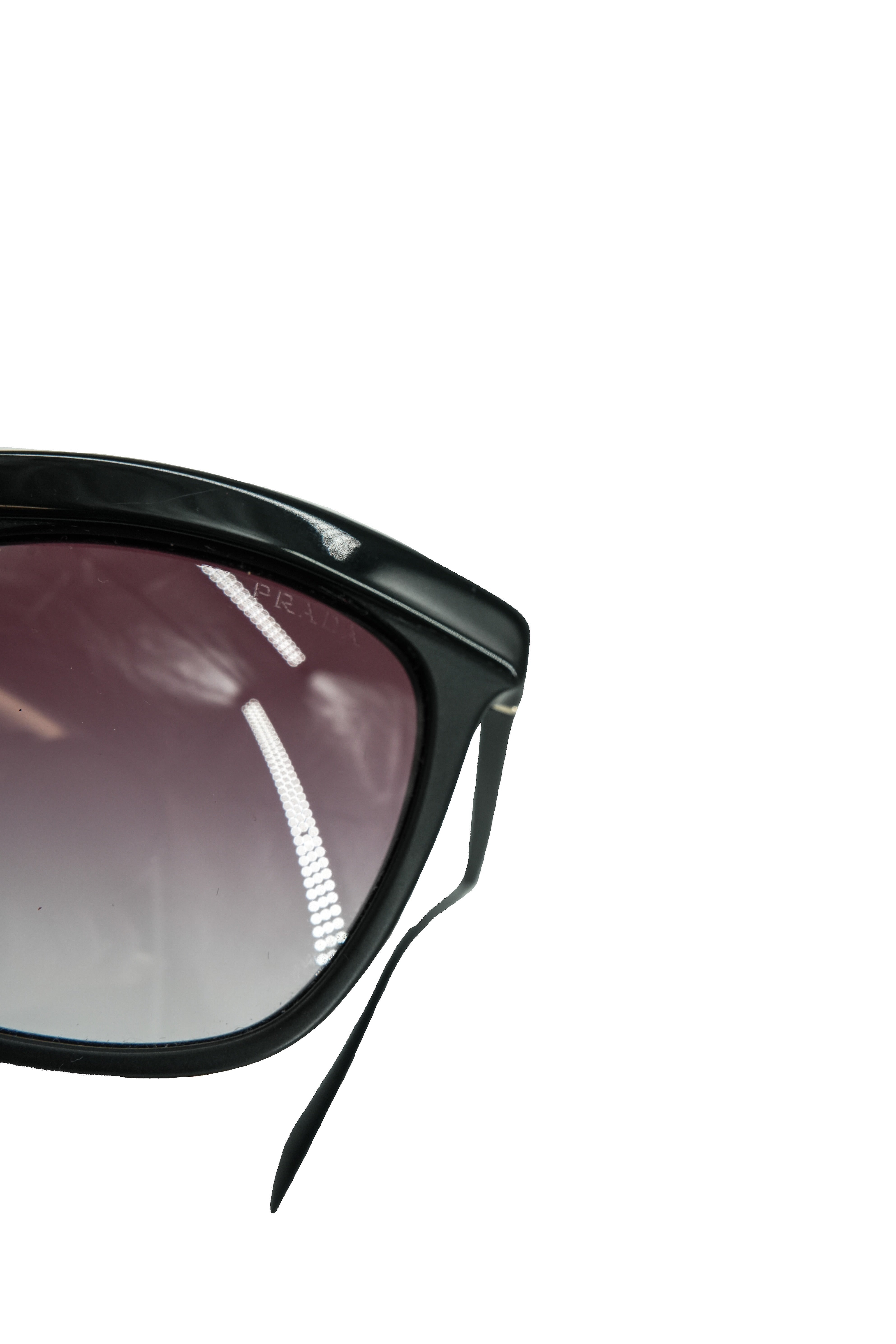 Prada black sunglasses SPR19P *case*