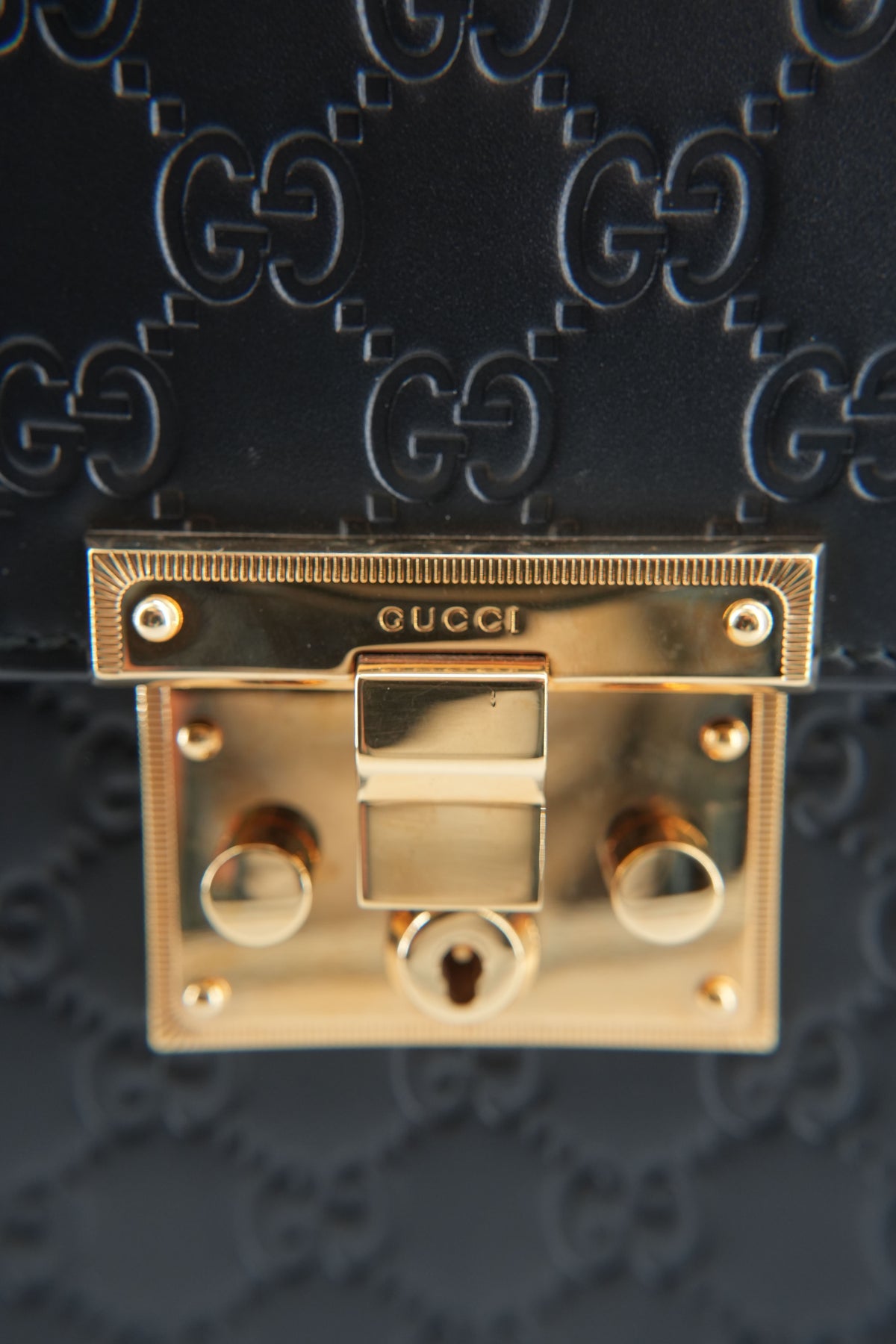 Gucci black GG padlock top handle bag 428208 520981