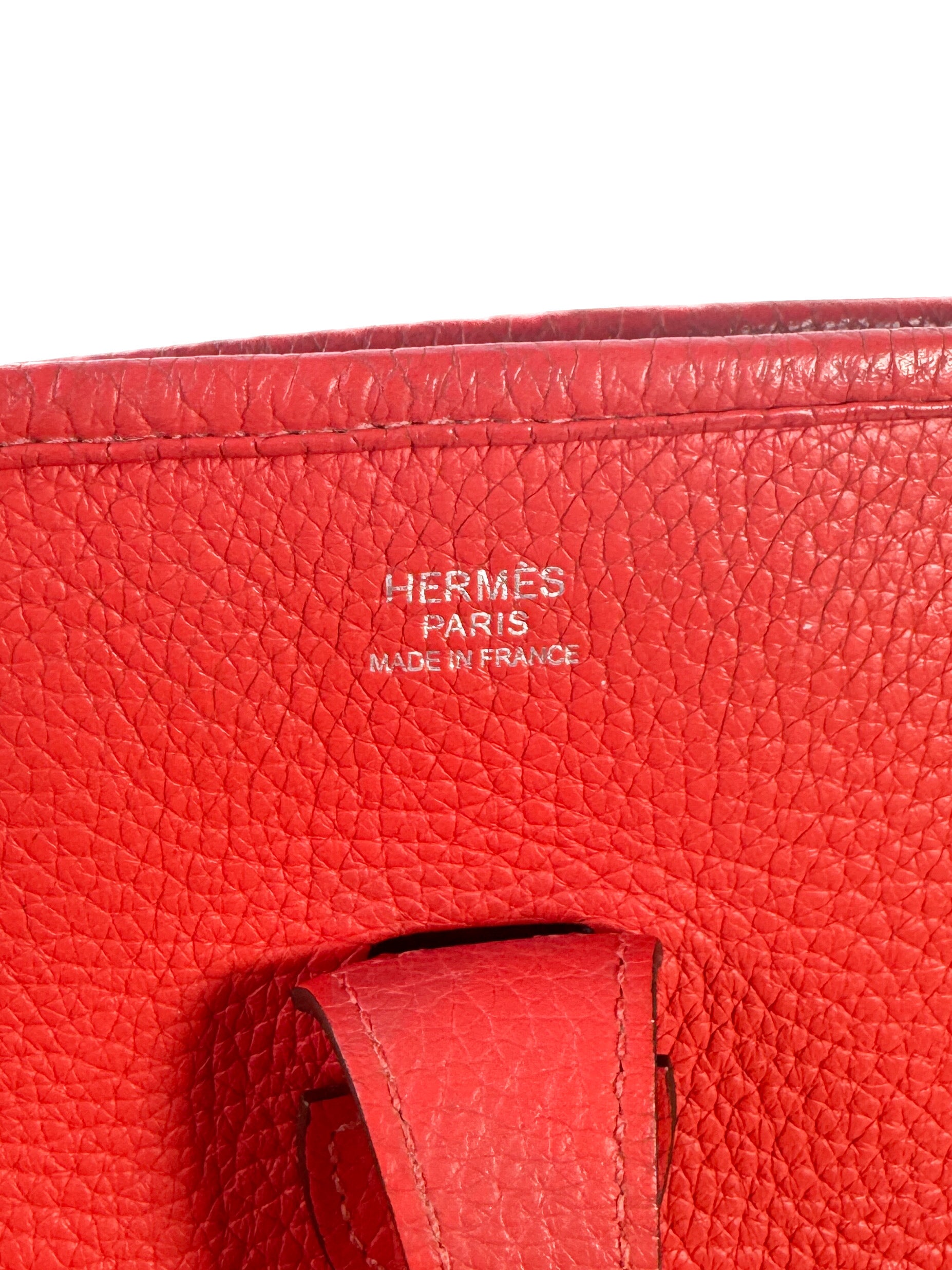 Hermès red leather Evelyne PM (T)