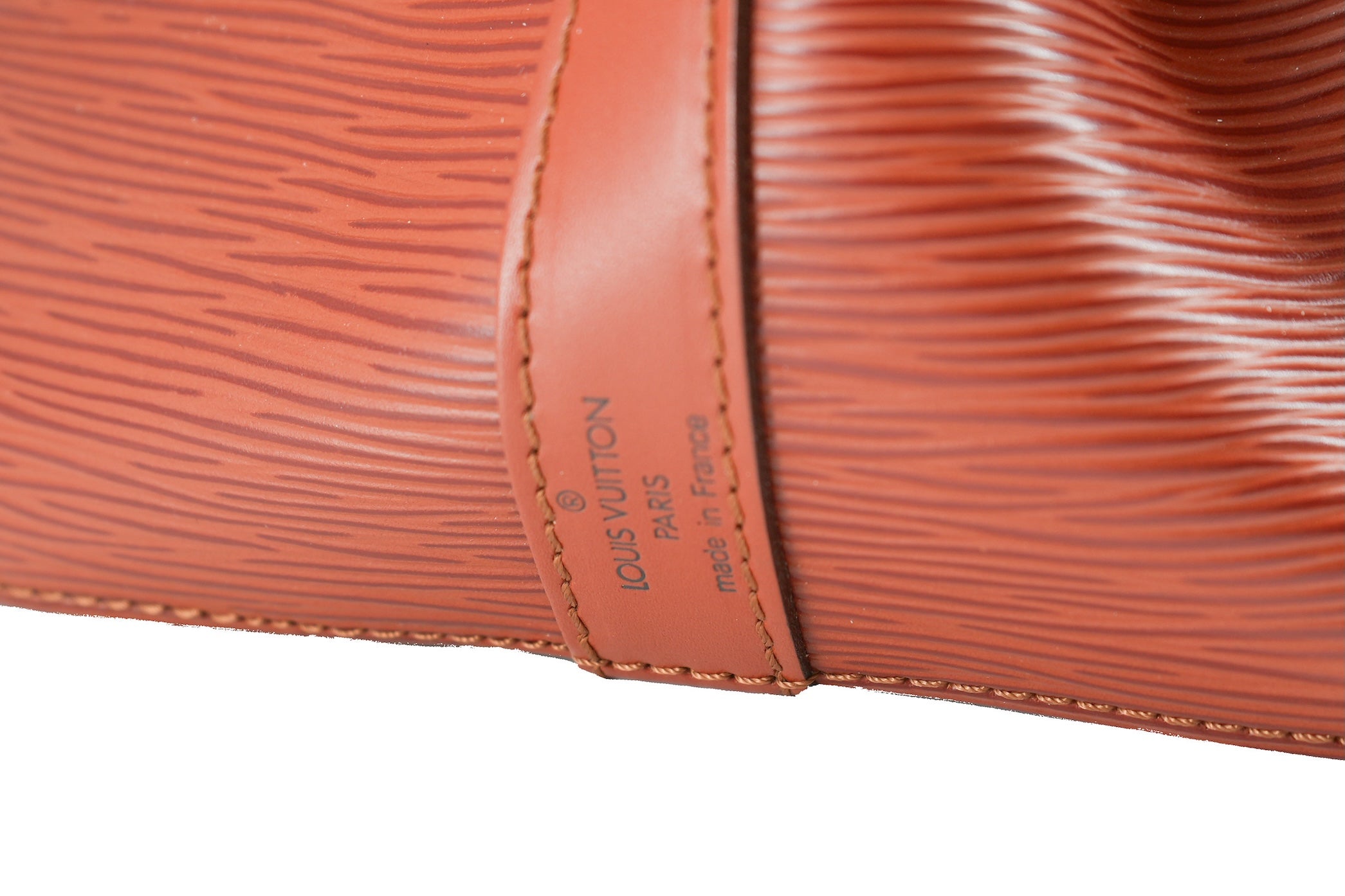 Louis Vuitton brown epi leather Noe AR0977