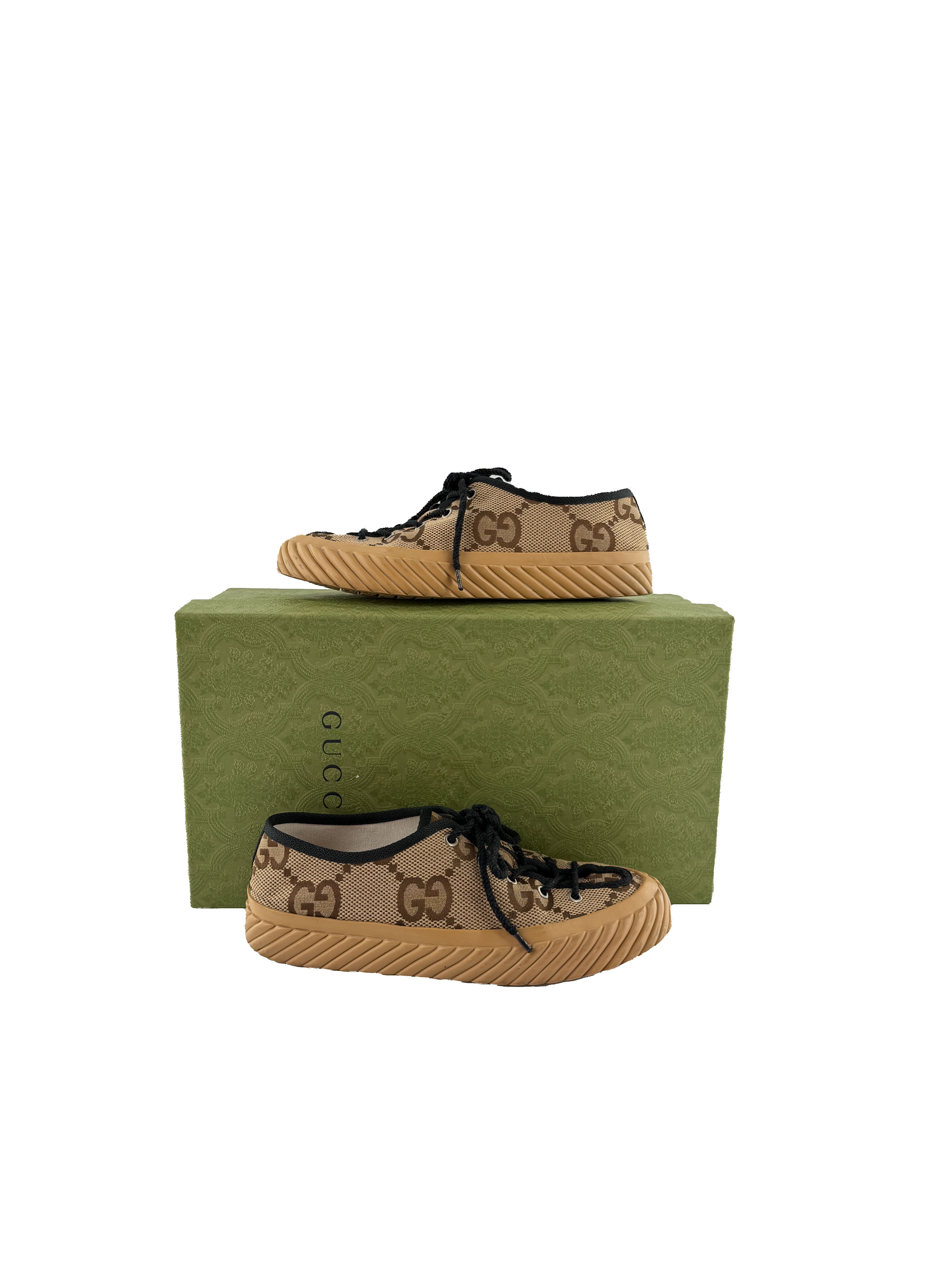 Gucci Jumbo GG brown low top sneakers size 6(mens)/8 (womens) (fits like a womens 9-9.5)