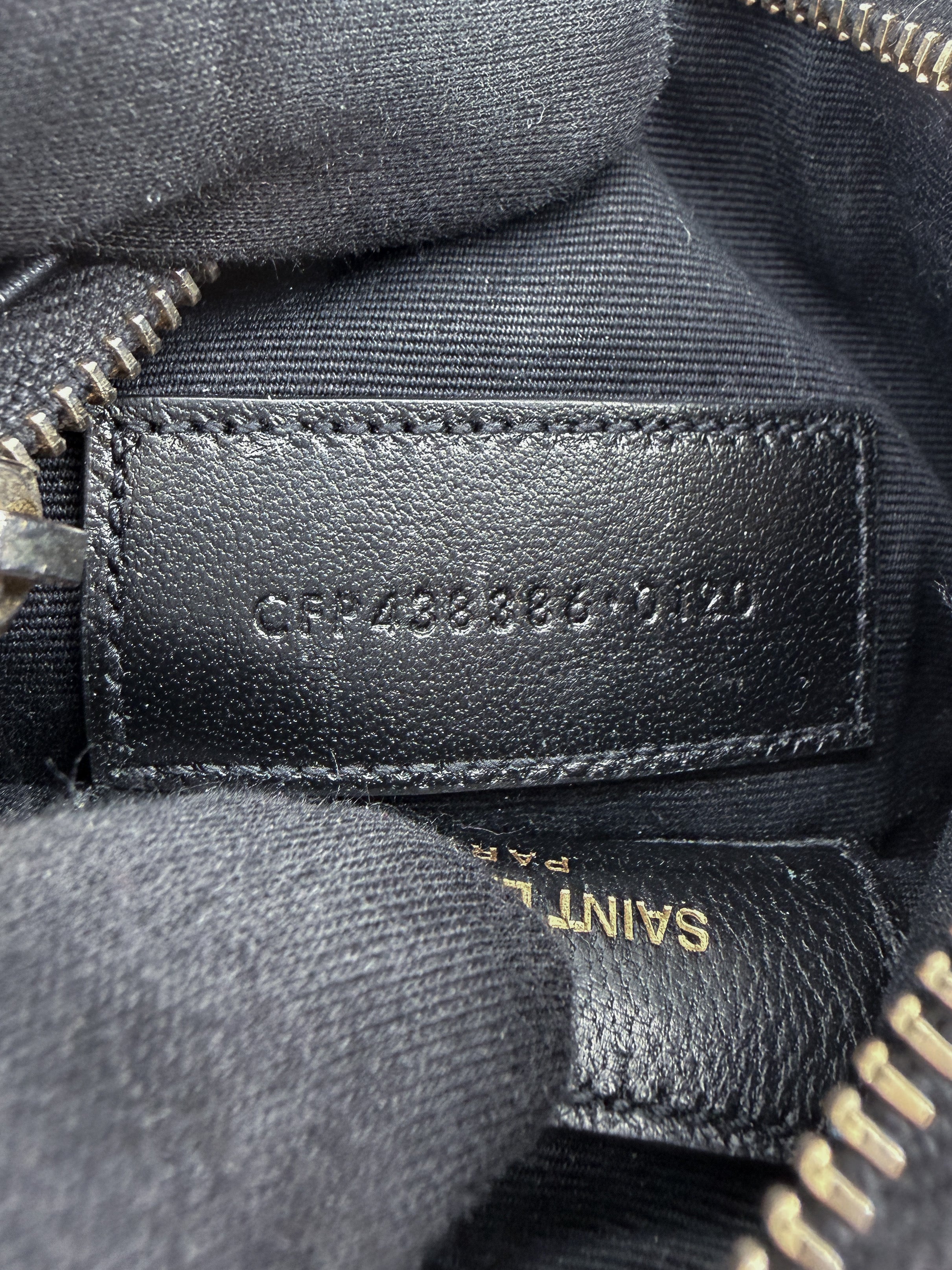 Saint Laurent black leather Cassandre key pouch CFP438386-0120