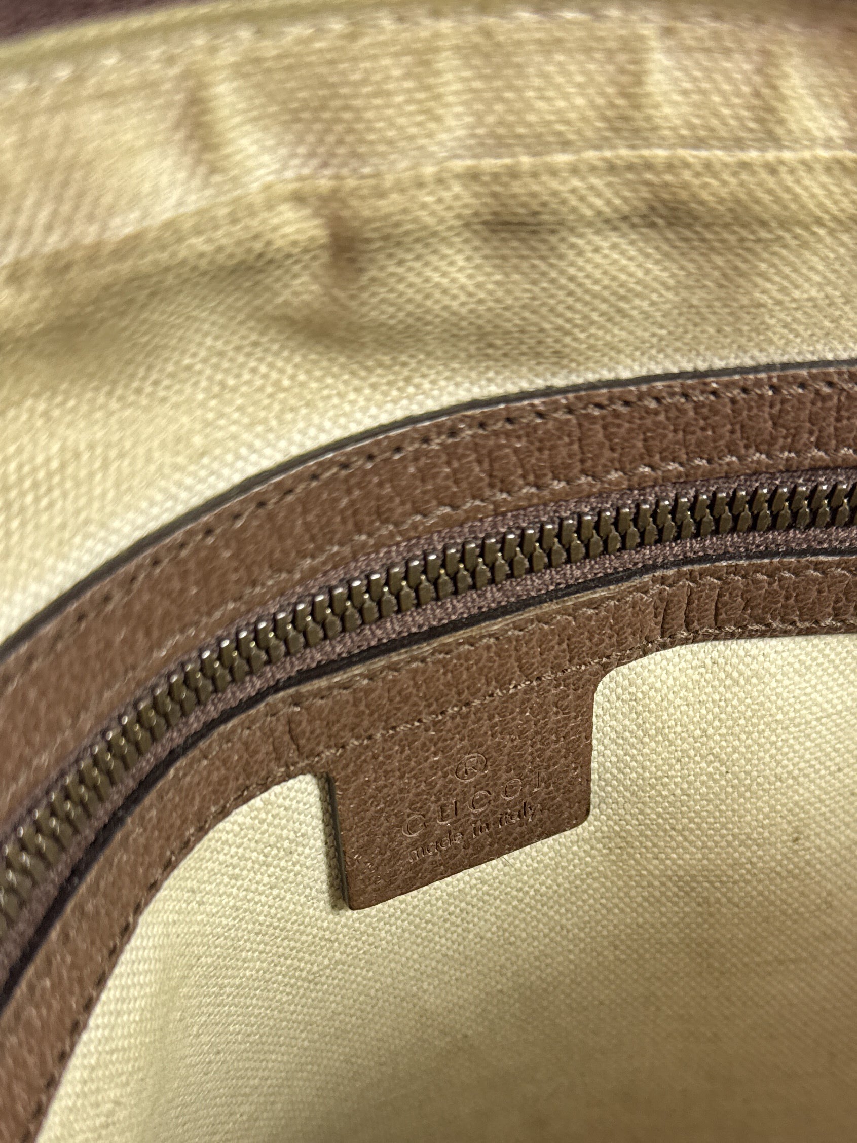 Gucci Ophidia small messenger bag 547926 520981 retail $1500